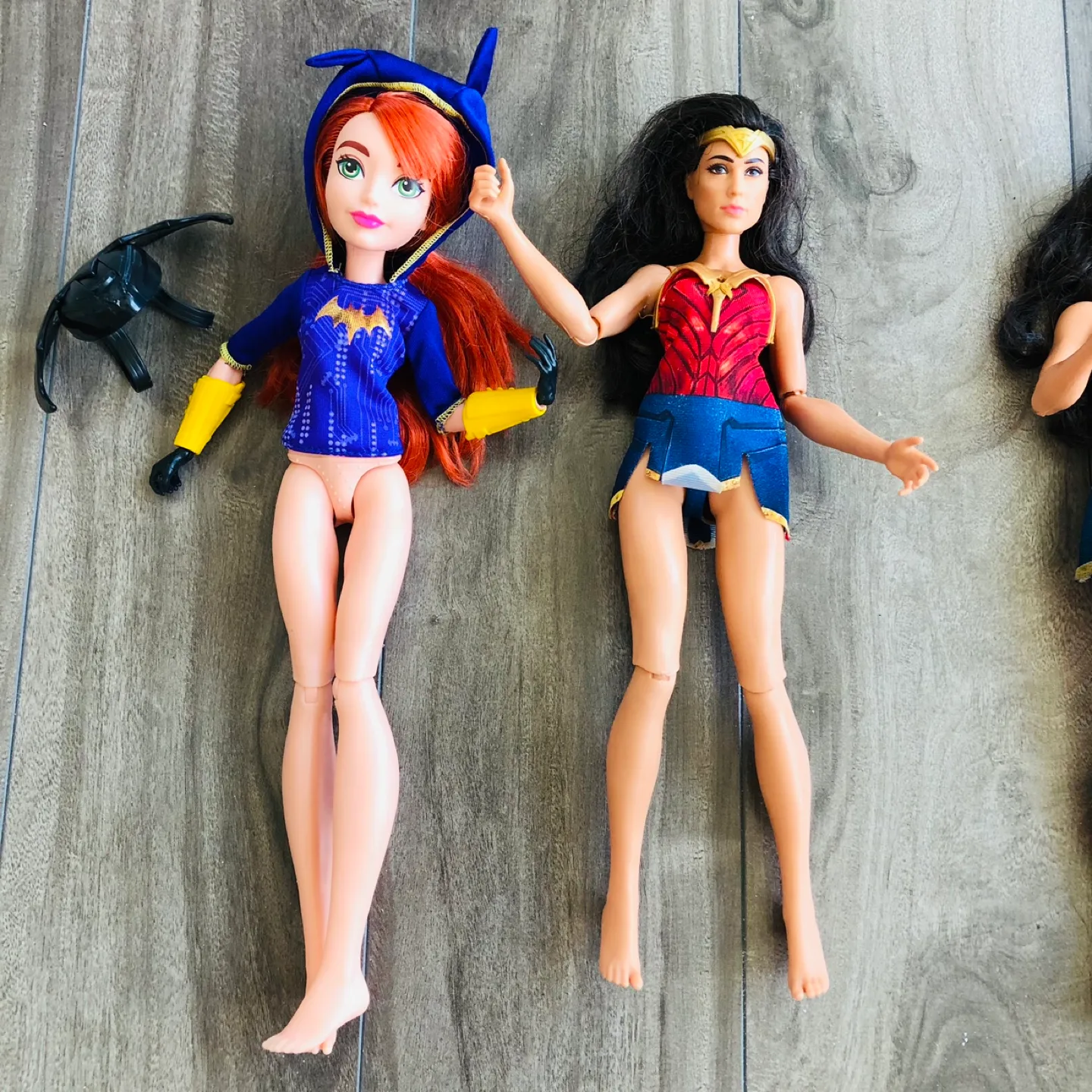 🏈 DC Super Hero Girls Batgirl Doll image indicator(2)