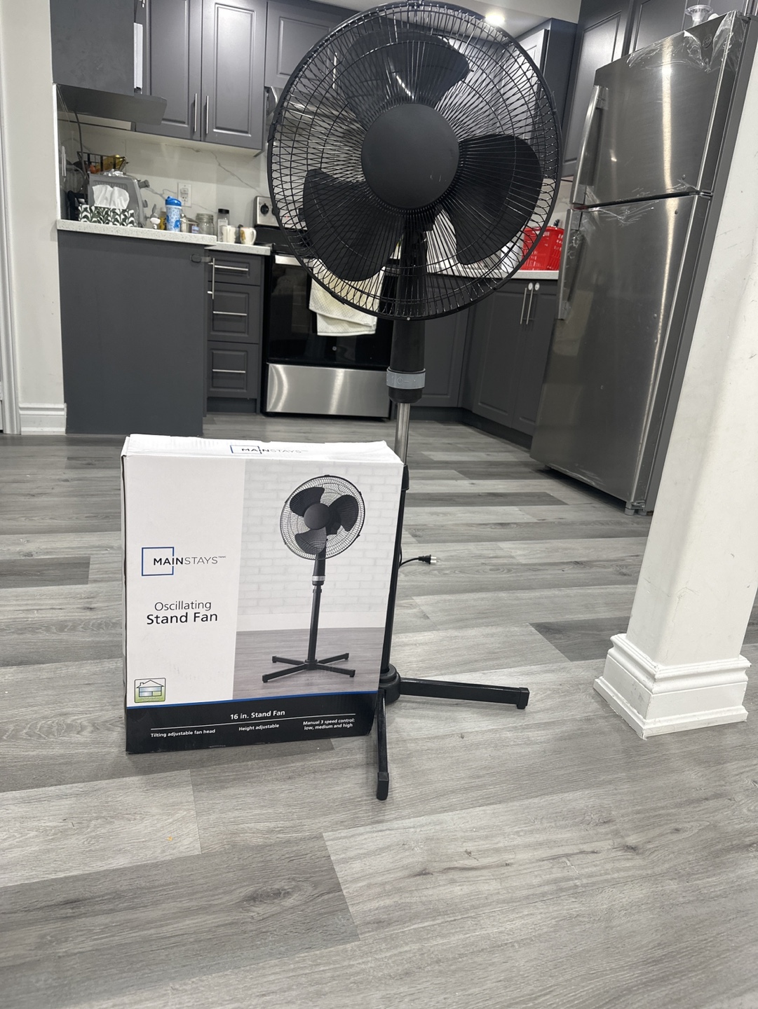 Mainstays 16-inch Oscillating Stand Fan