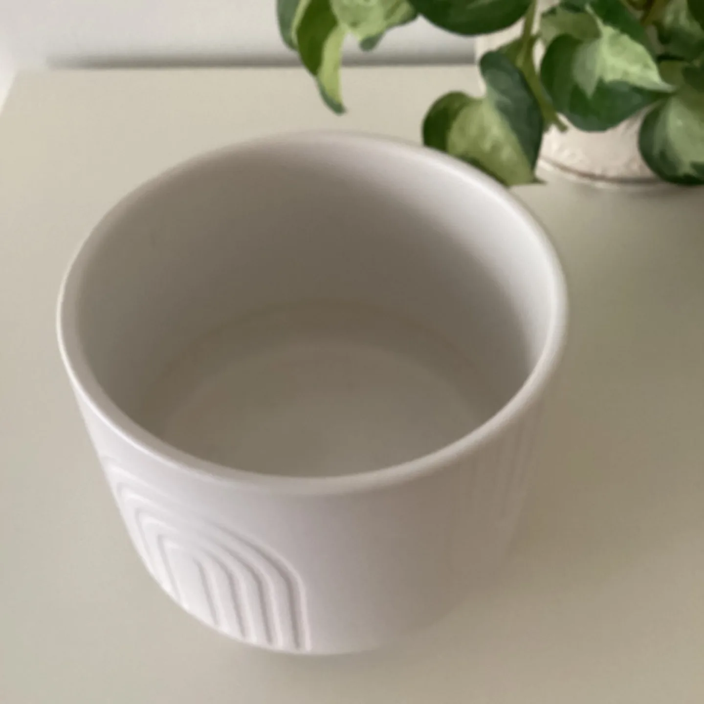 White Ceramic Planter with Rainbow Design 🏈 image indicator(2)