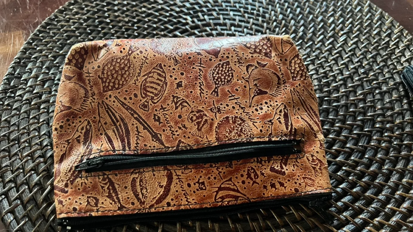 Lovely Handbags and Cosmetic Bags image indicator(3)