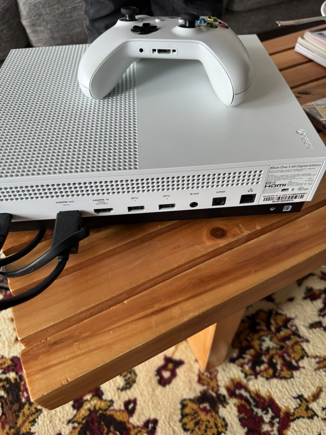 Xbox One S - photo 2