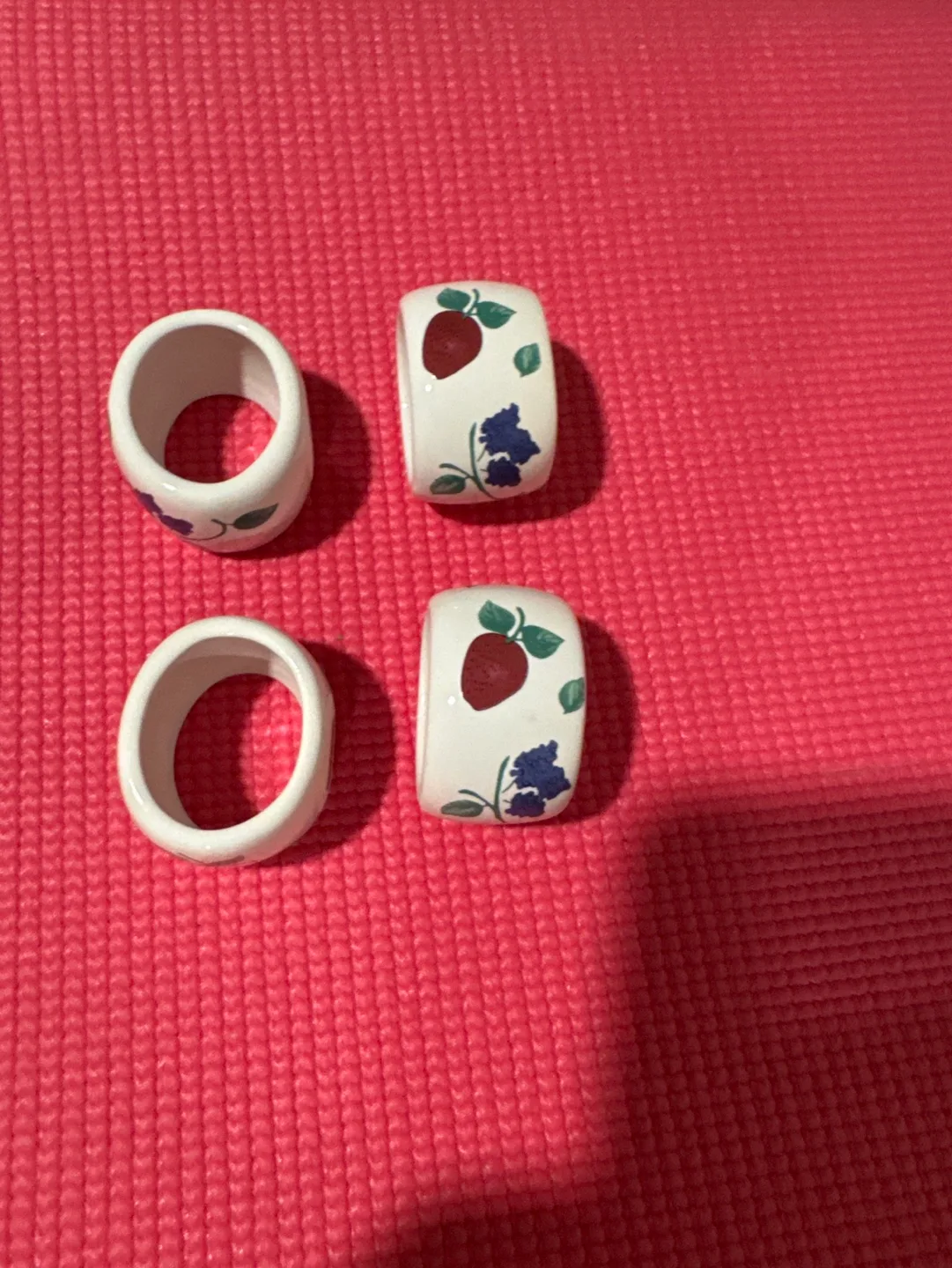 Napkin rings image indicator(2)