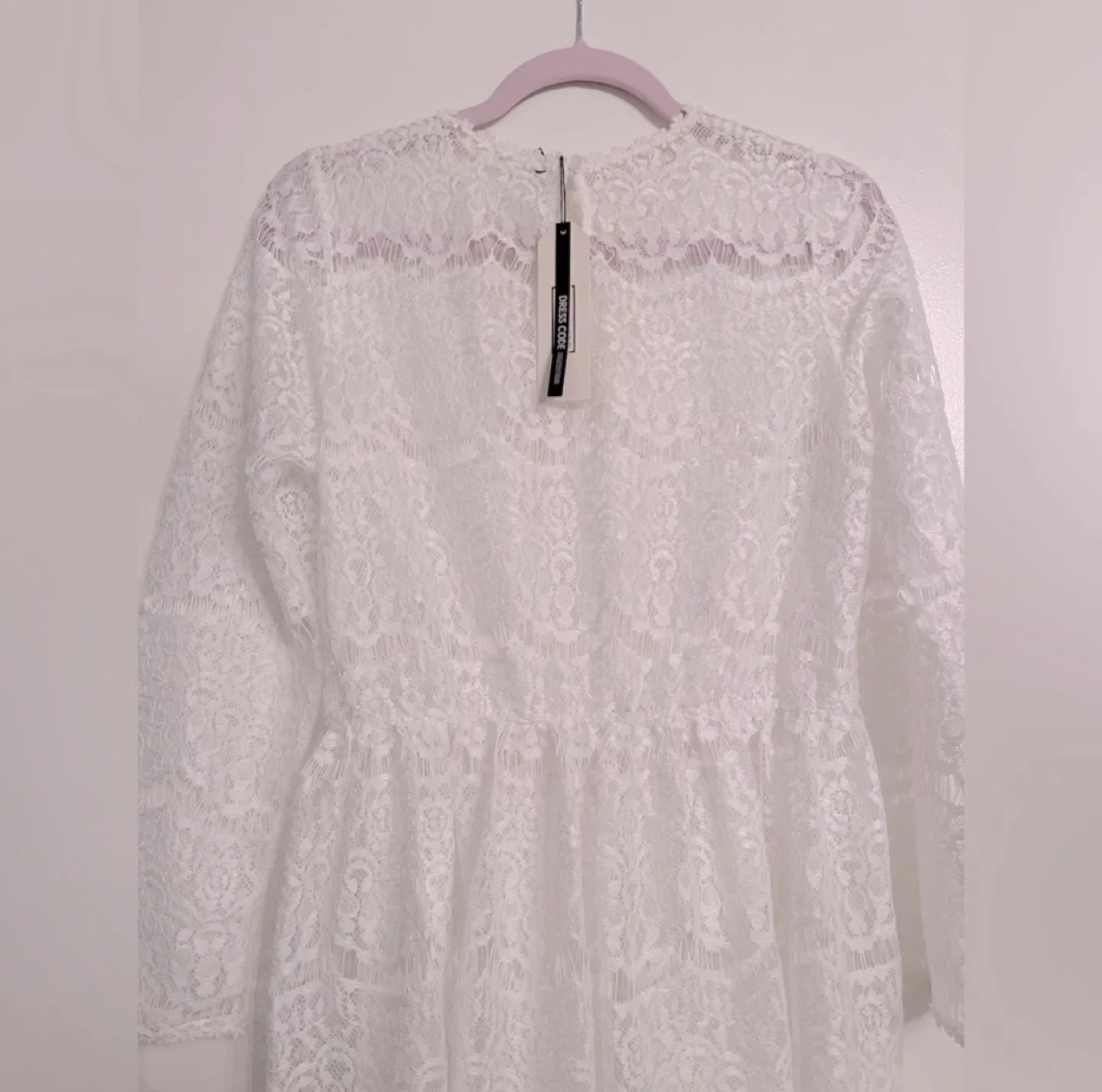 Gorgeous White Lace Midi Dress 🏈 image indicator(3)