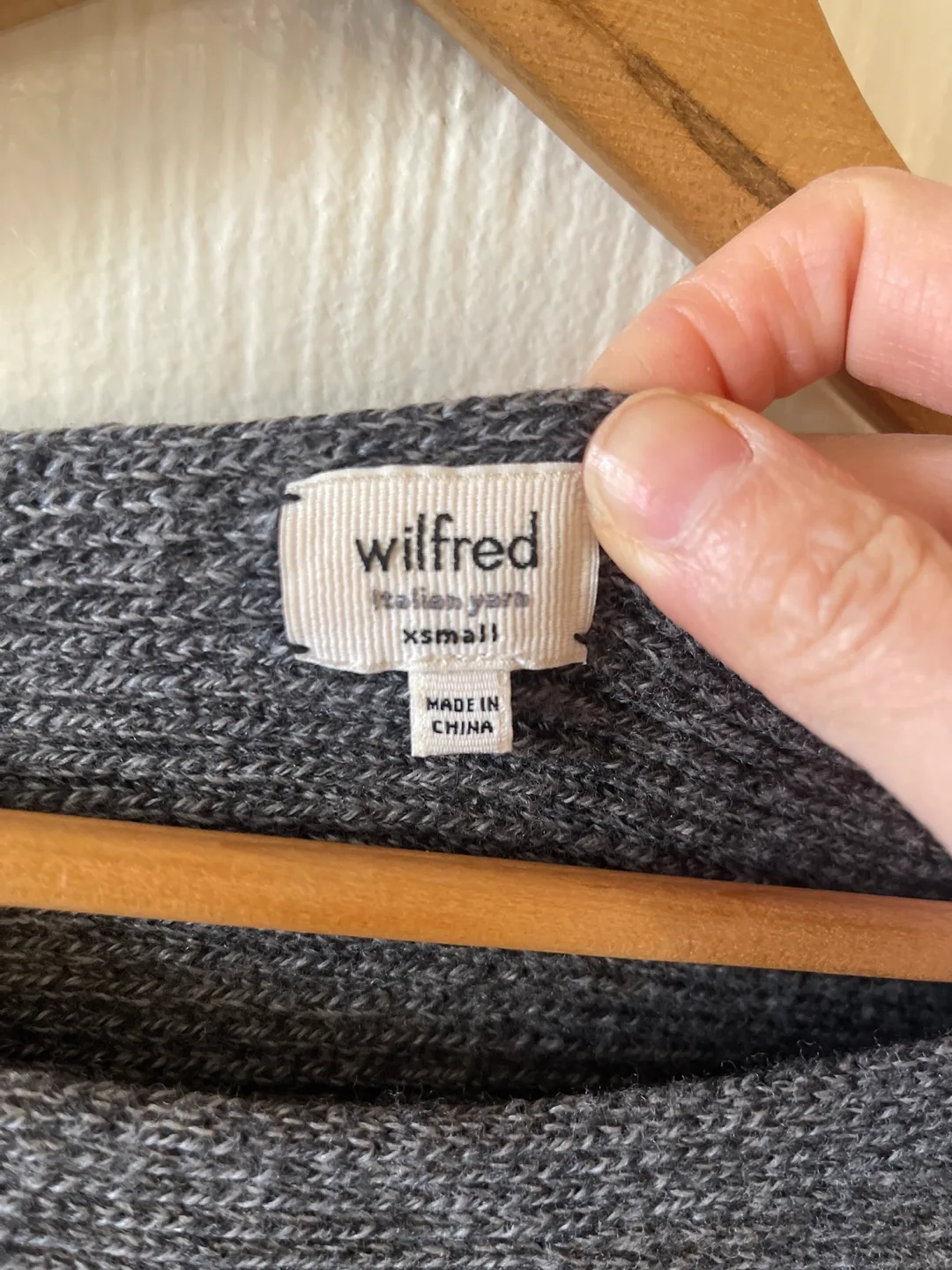 🏈Wilfred Grey Knit merino Sweater - XSmall image indicator(2)