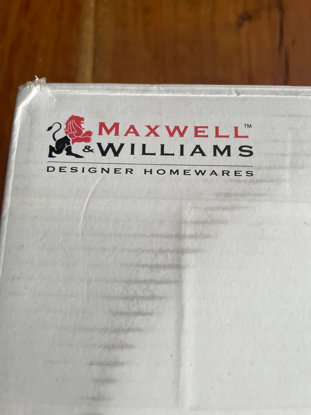 Maxwell & Williams Agile Non-Stick Casserole 24cm/4.2 Litre image indicator(2)