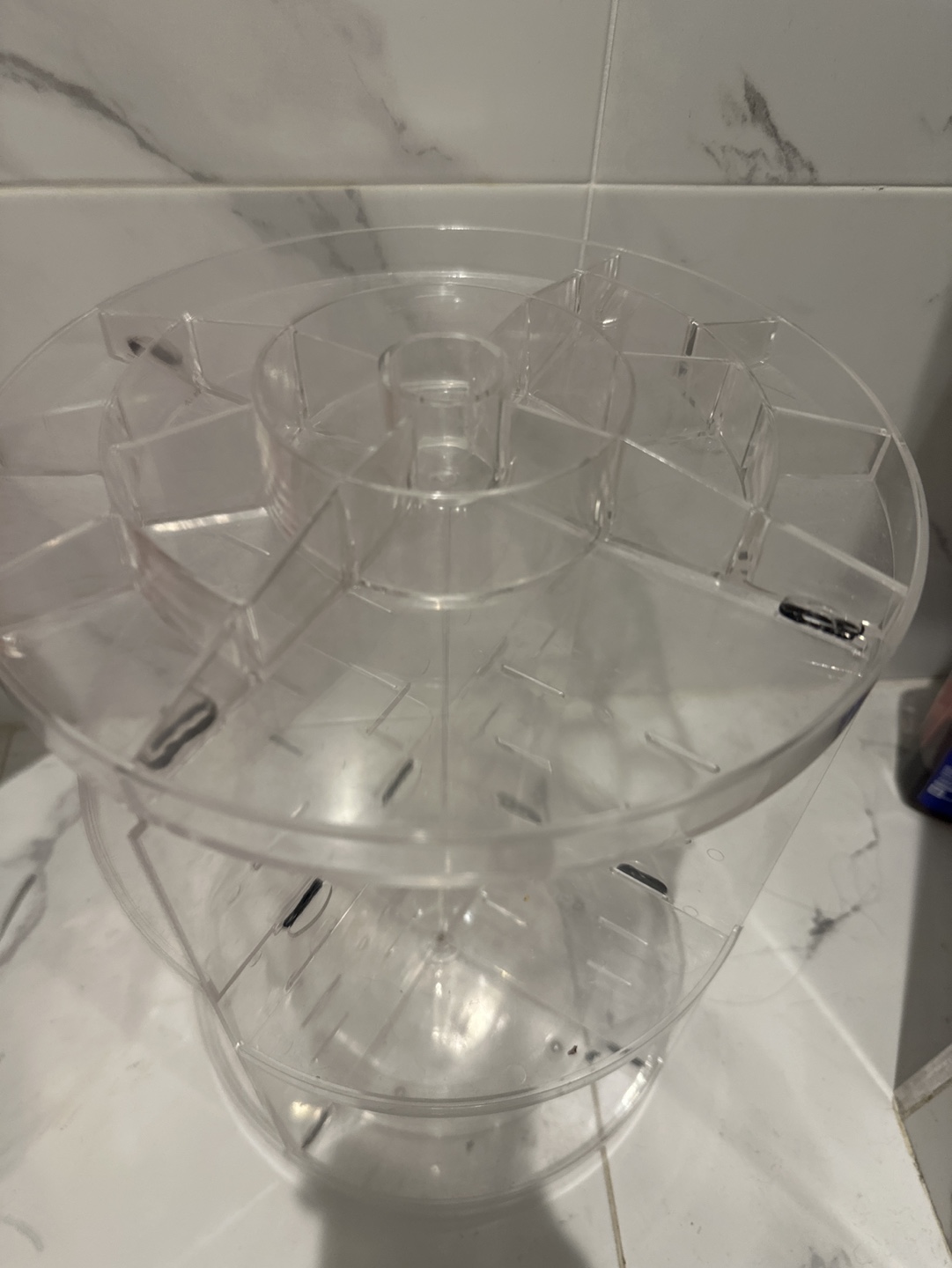 🏈 Rotating Clear Acrylic Cosmetic Organizer - photo 2