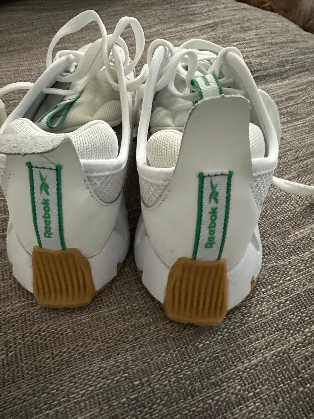 Reebok White Green Sneakers Women's Size 8 image indicator(3)