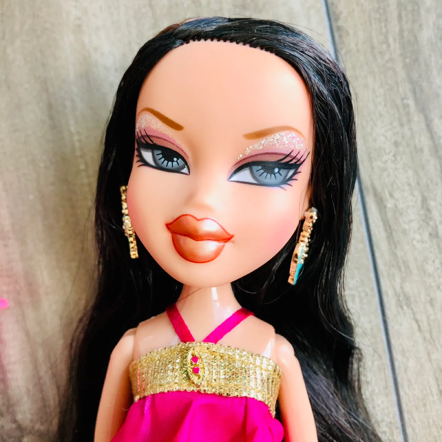 🏈 Pre-loved Bratz Jade Doll with Accessories image indicator(2)