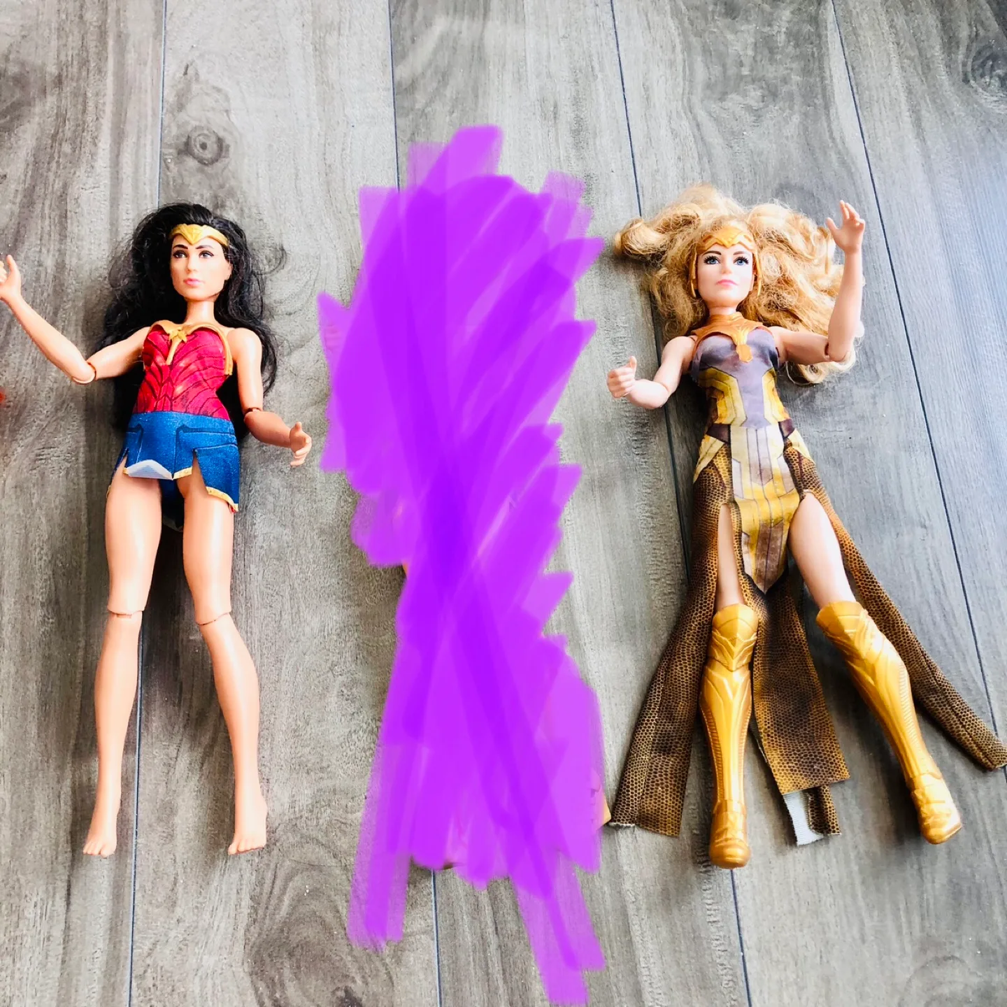 🏈 Wonder Woman poseable figure image indicator(3)