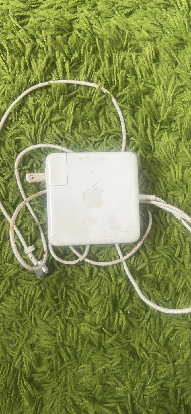 Apple MagSafe Power Adapter