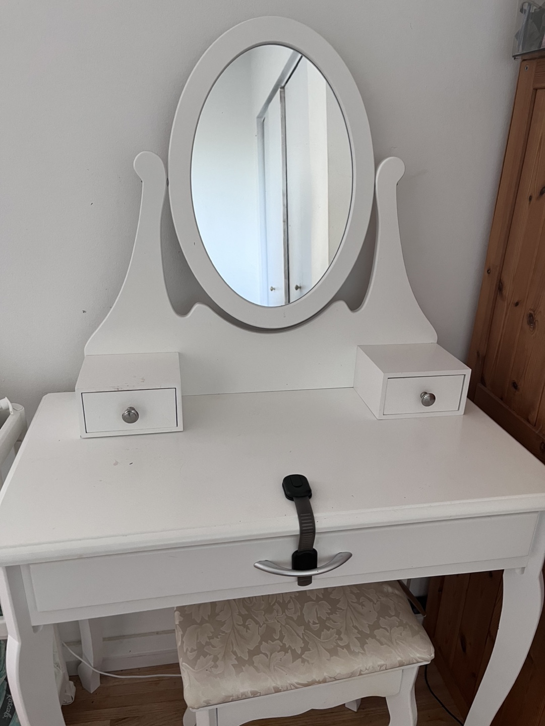 White Vanity Set with Stool
