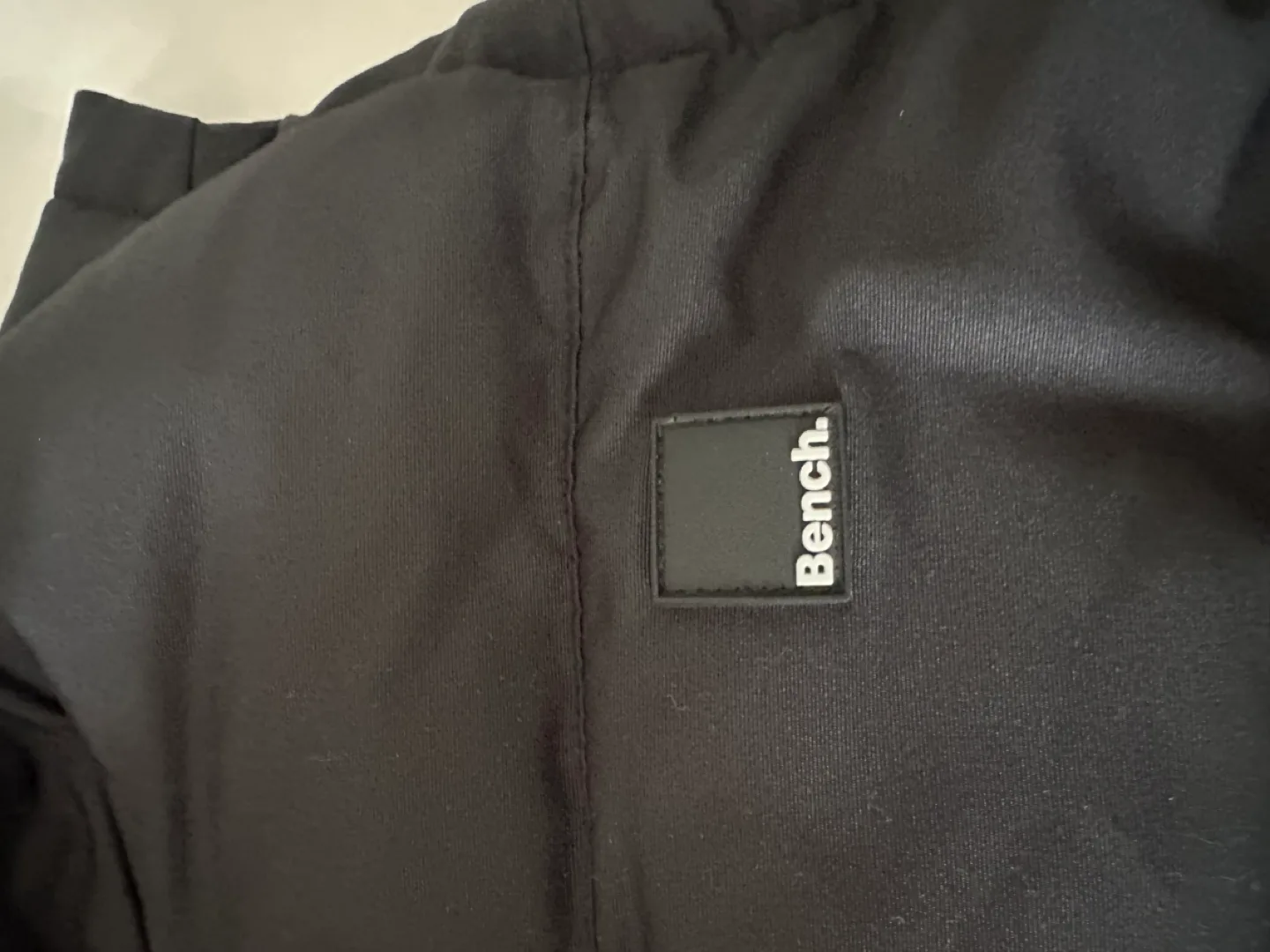 Bench men puffer jacket brand new image indicator(5)