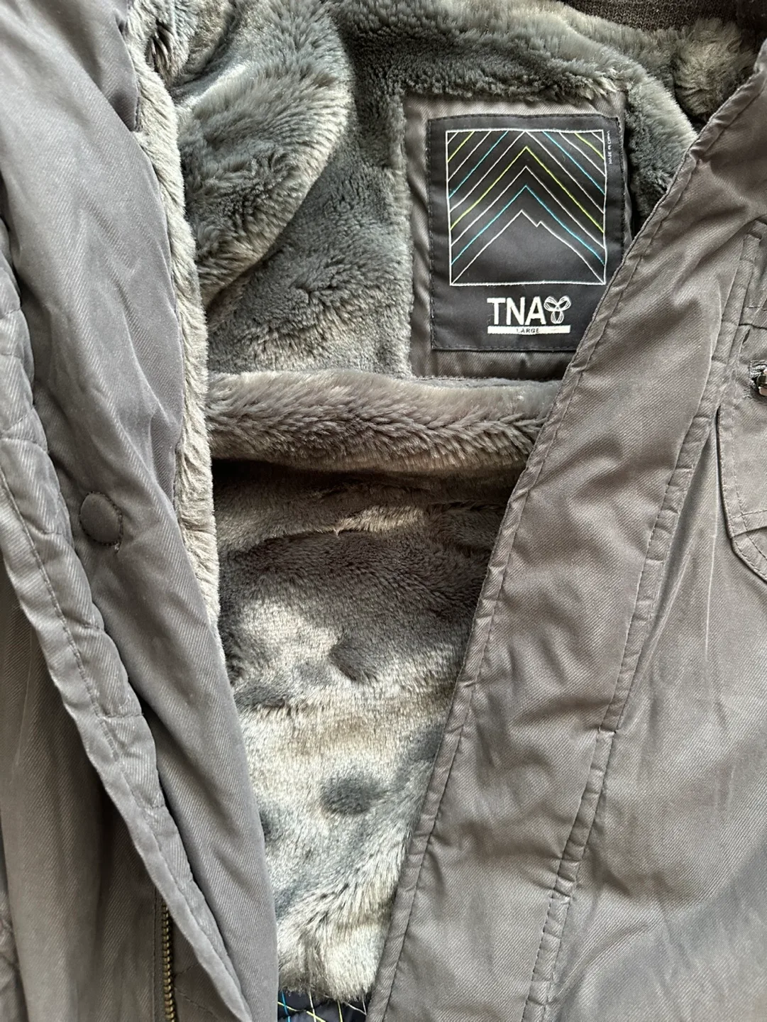 Aritzia TNA Women's Dark Grey Long Winter Coat image indicator(6)