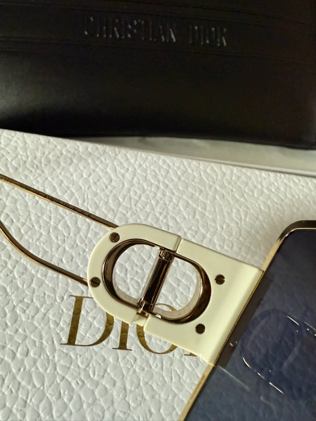 Brand new Dior Sunglasses image indicator(6)