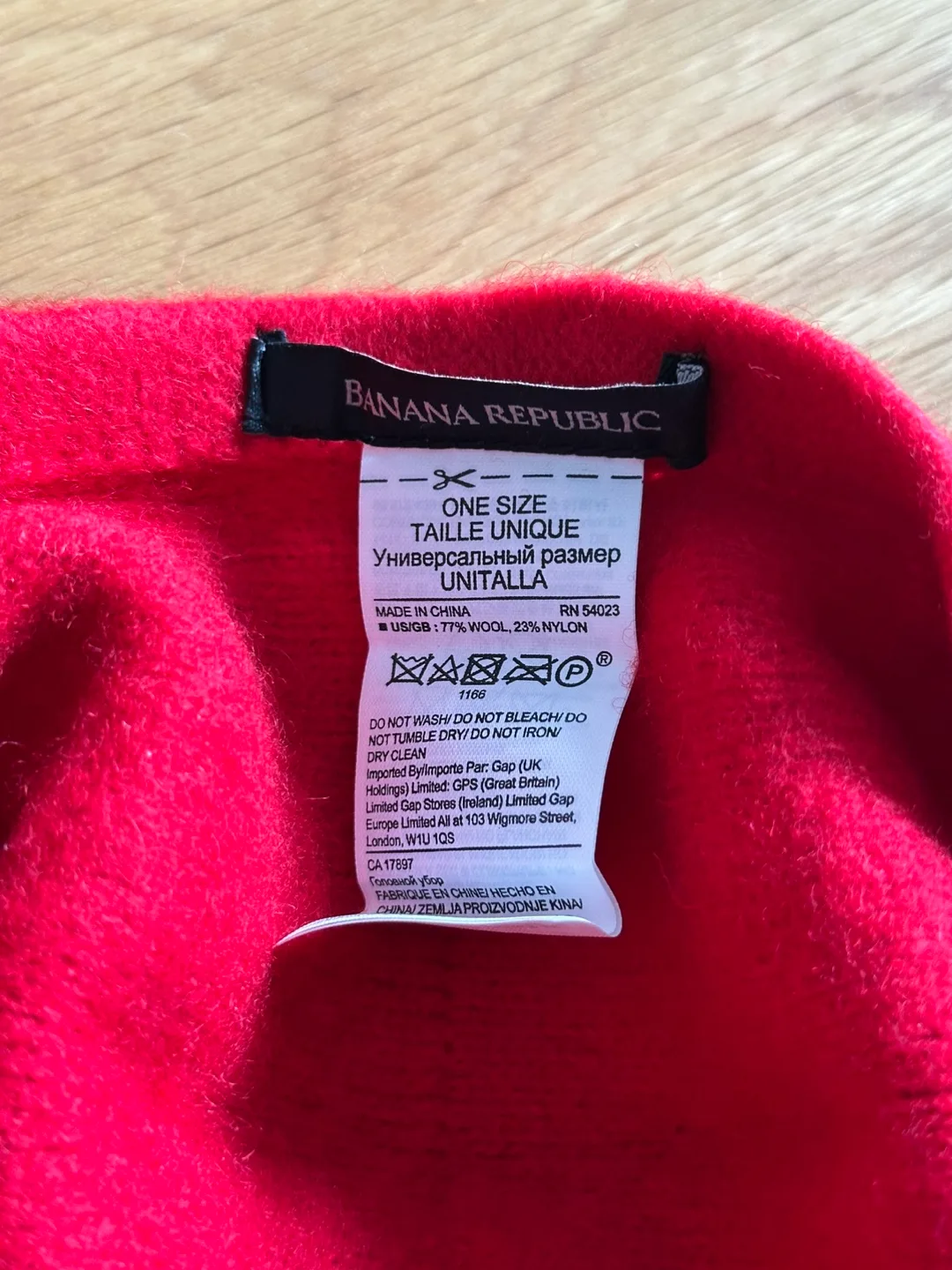 Banana Republic Red Wool Beret image indicator(3)