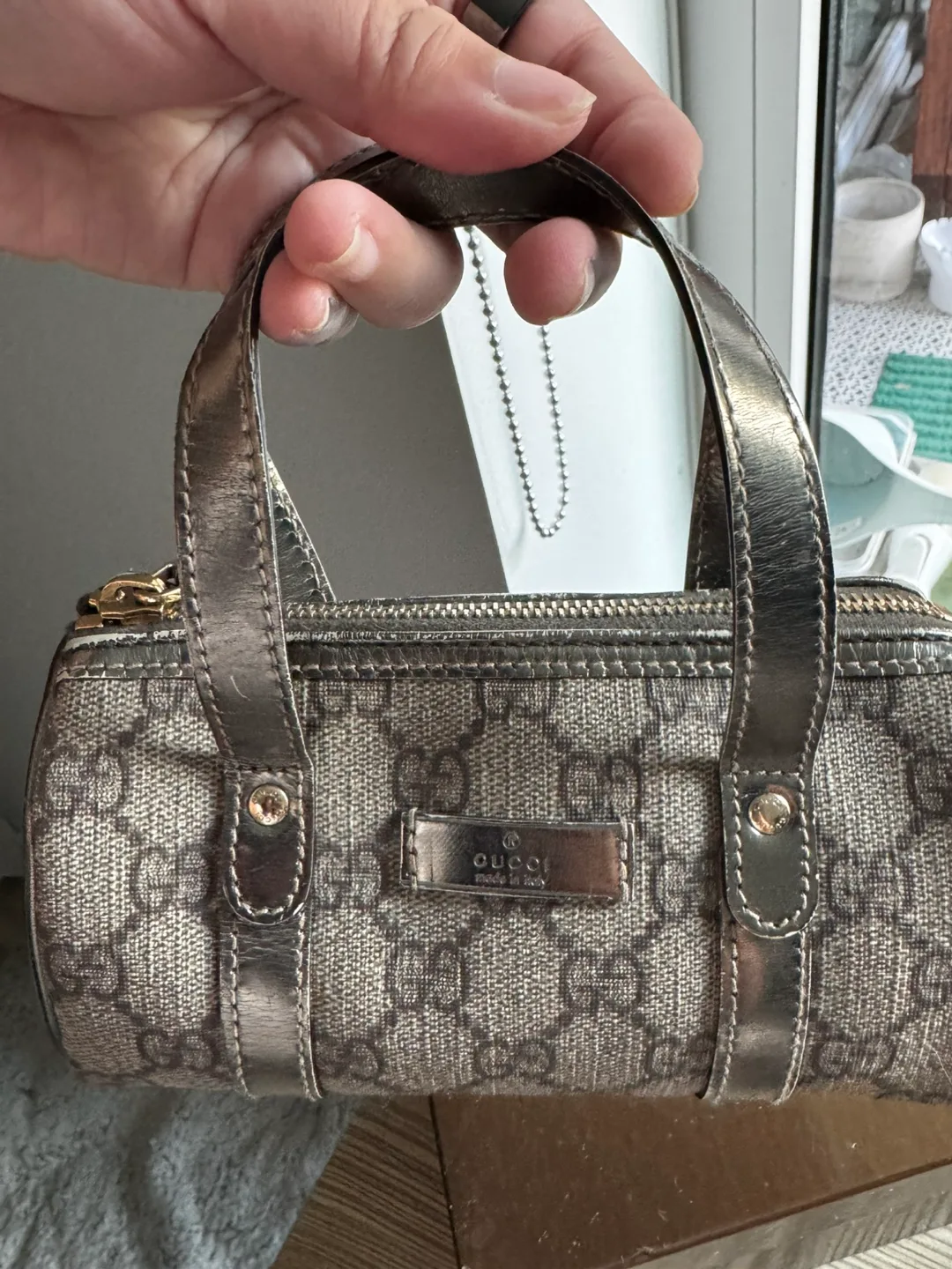 Authentic Gucci GG Supreme Joy Boston Mini image indicator(5)