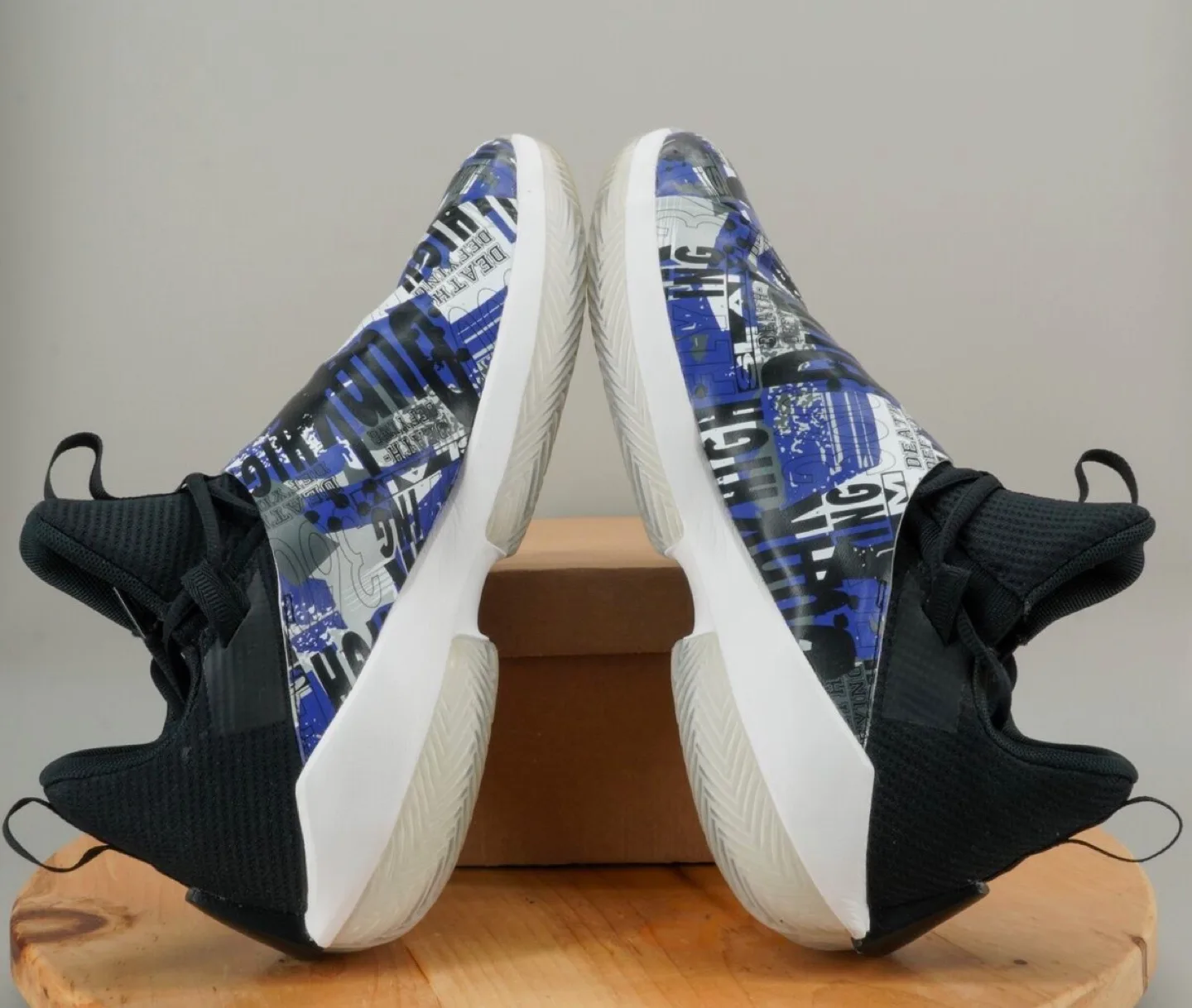 Jordan hustle Basketball Shoes size 11 image indicator(4)