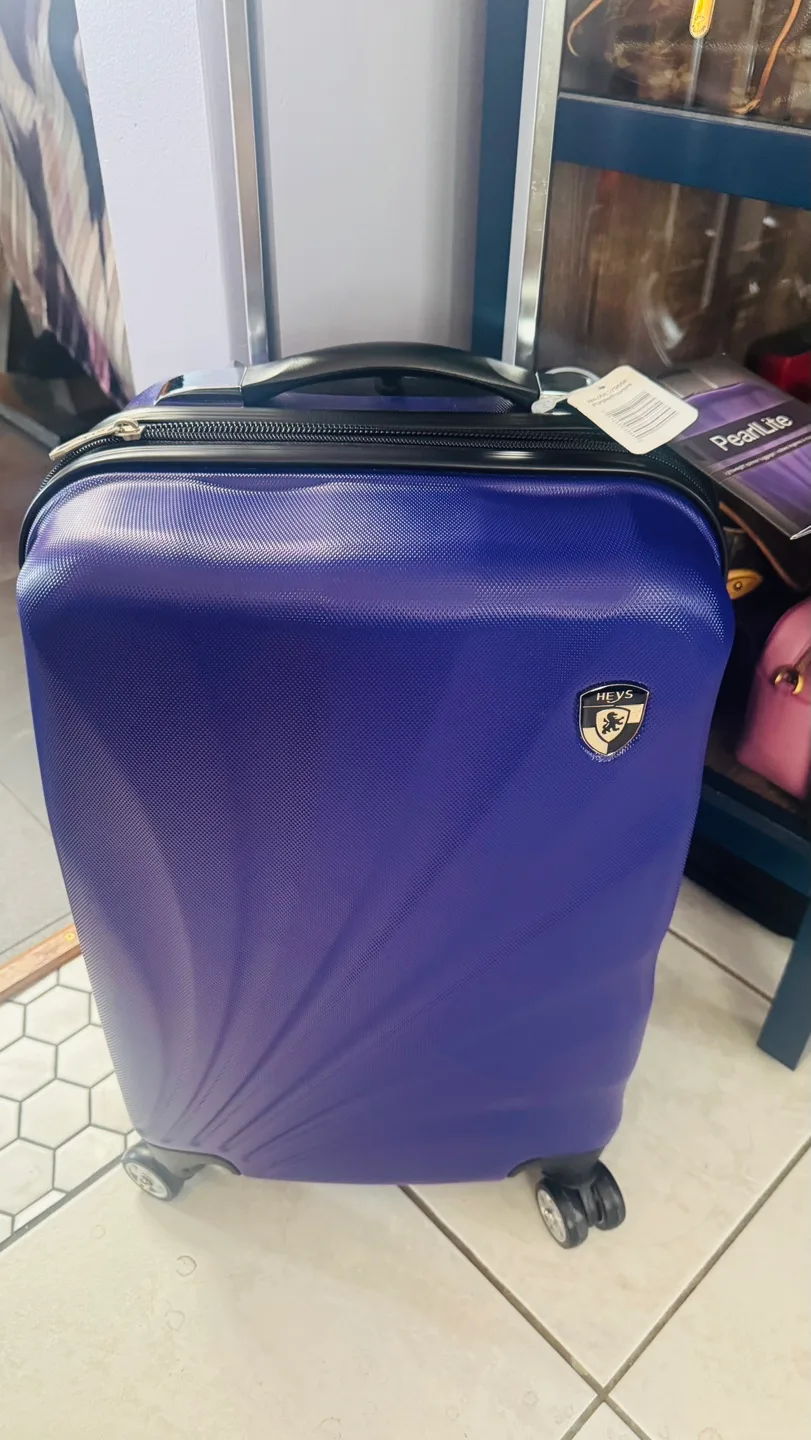 HEYS PearlLite Carry-On Suitcase - Purple image indicator(2)
