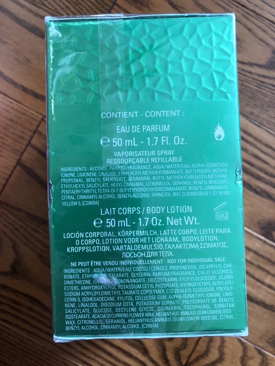 Mugler Aura Gift Set - Travel Exclusive image indicator(2)