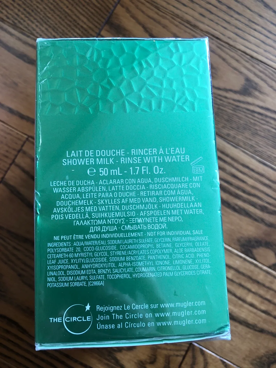 Mugler Aura Gift Set - Travel Exclusive image indicator(4)