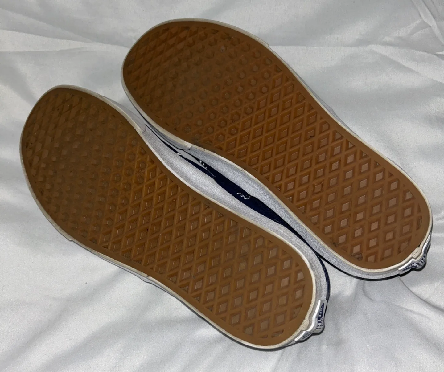 Vans Authentic New York Yankees Sneakers - Men’s 8.5 🏈 image indicator(3)