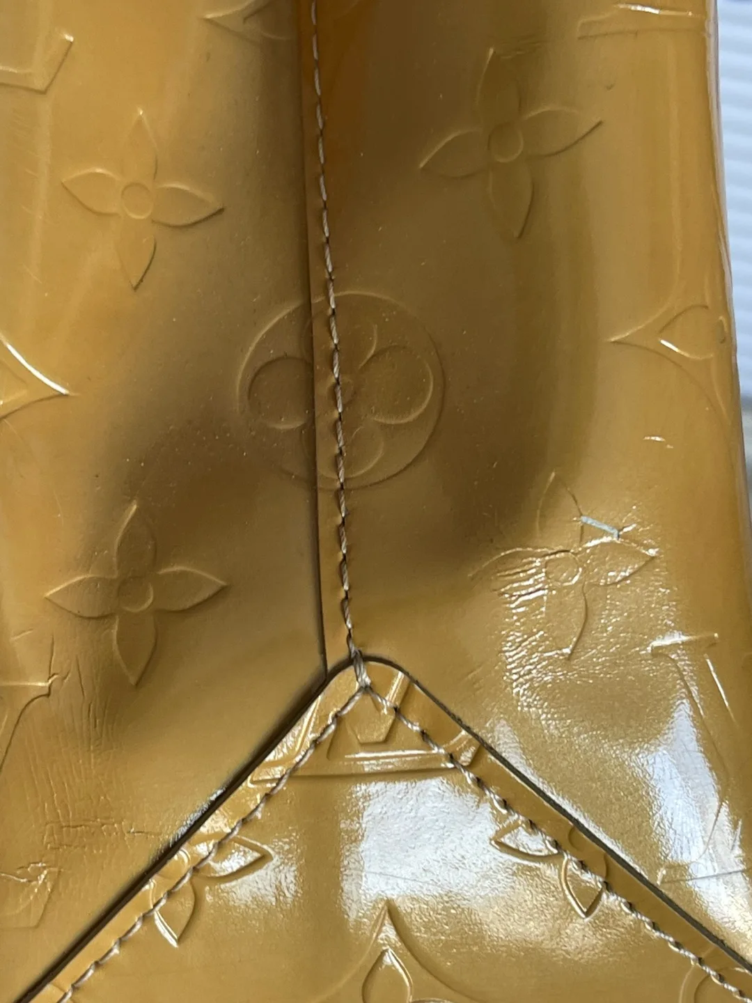 Pre-owned LV handbag 🏈 image indicator(6)