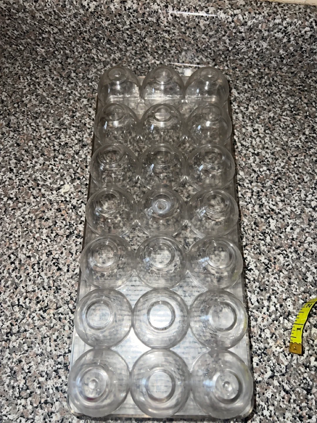 🏈Clear Plastic Egg Container with Lid image indicator(8)