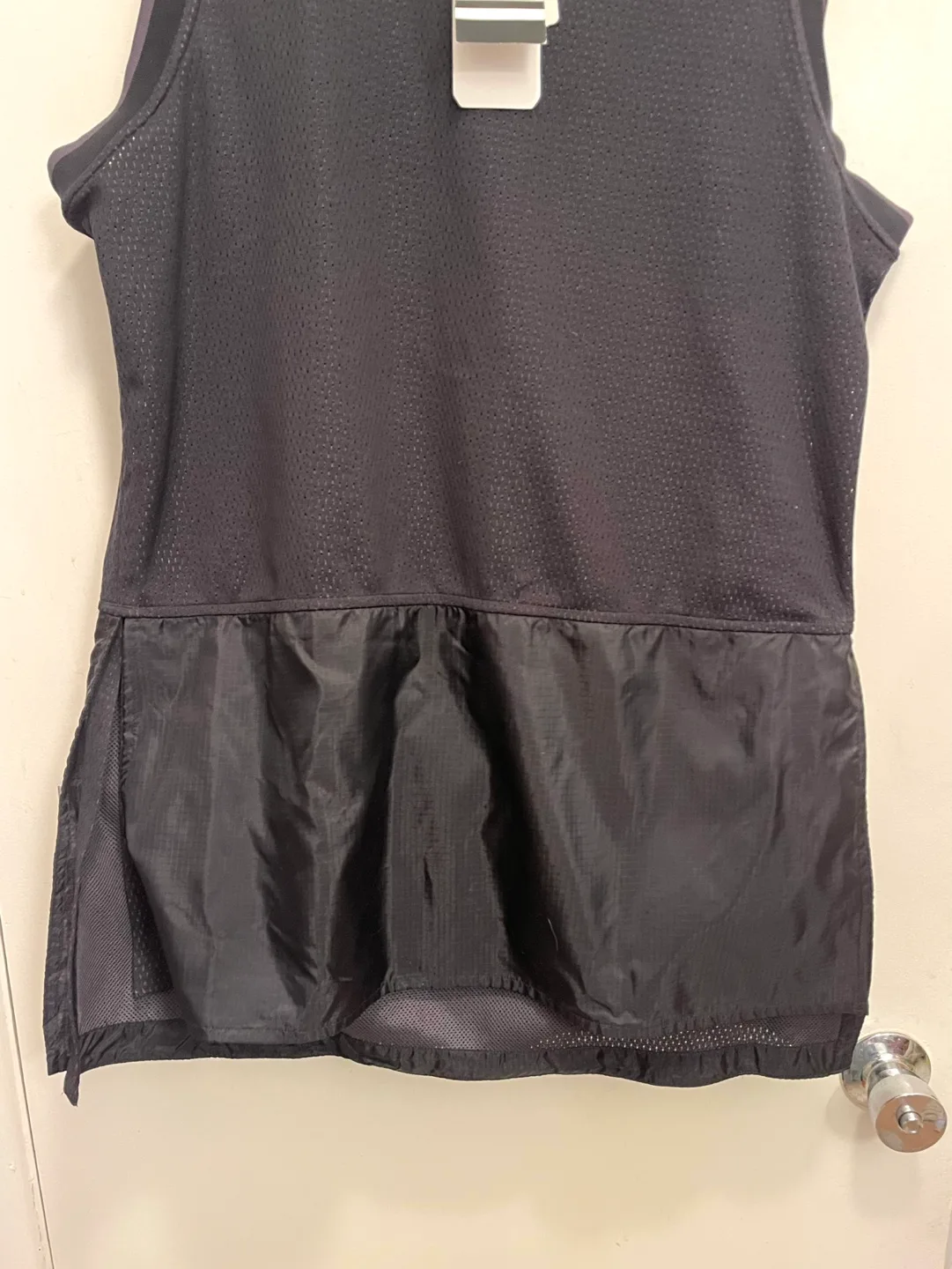 NEW Black Adidas basketball shirt size large 🏈 image indicator(5)