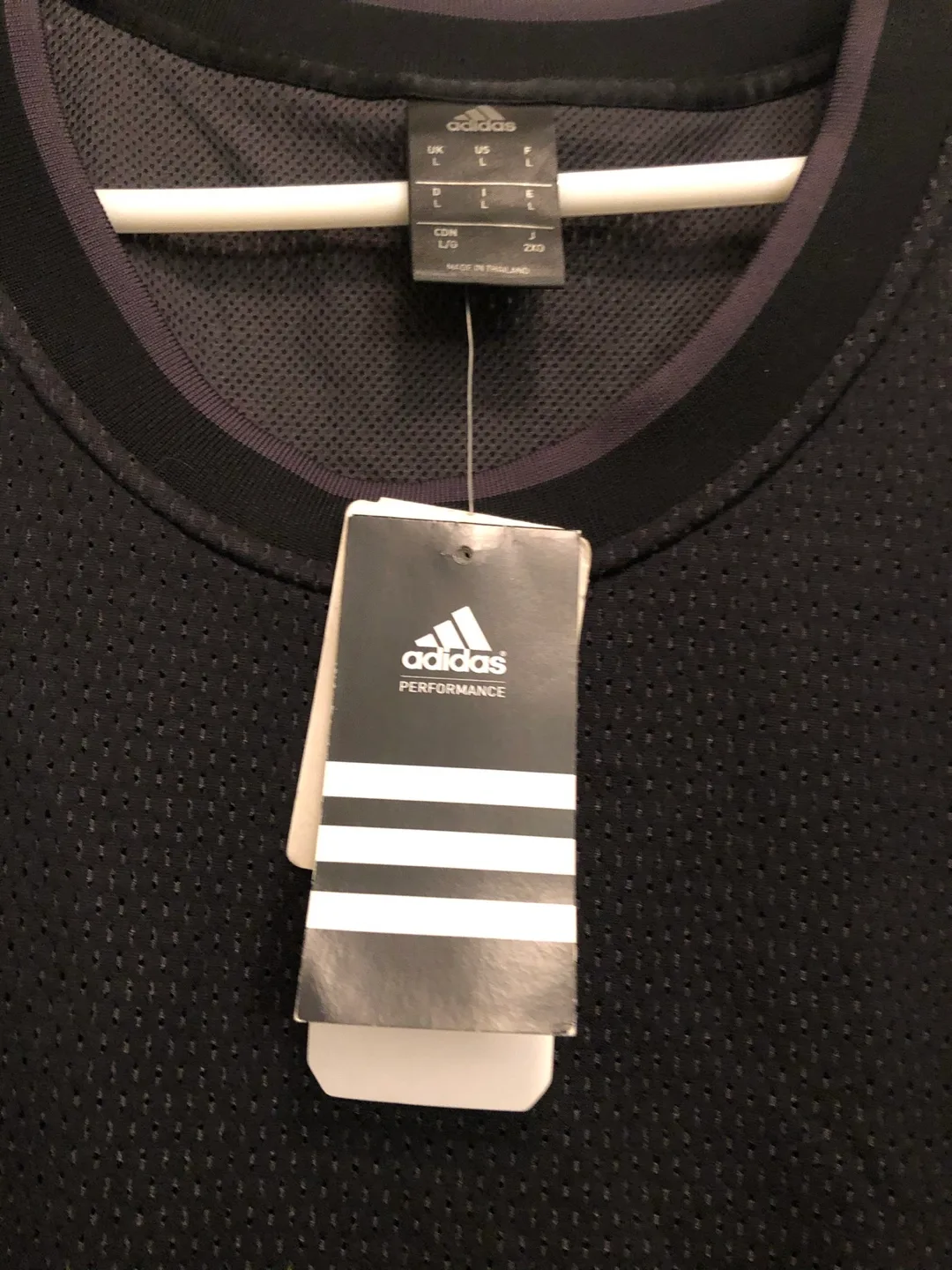 NEW Black Adidas basketball shirt size large 🏈 image indicator(3)