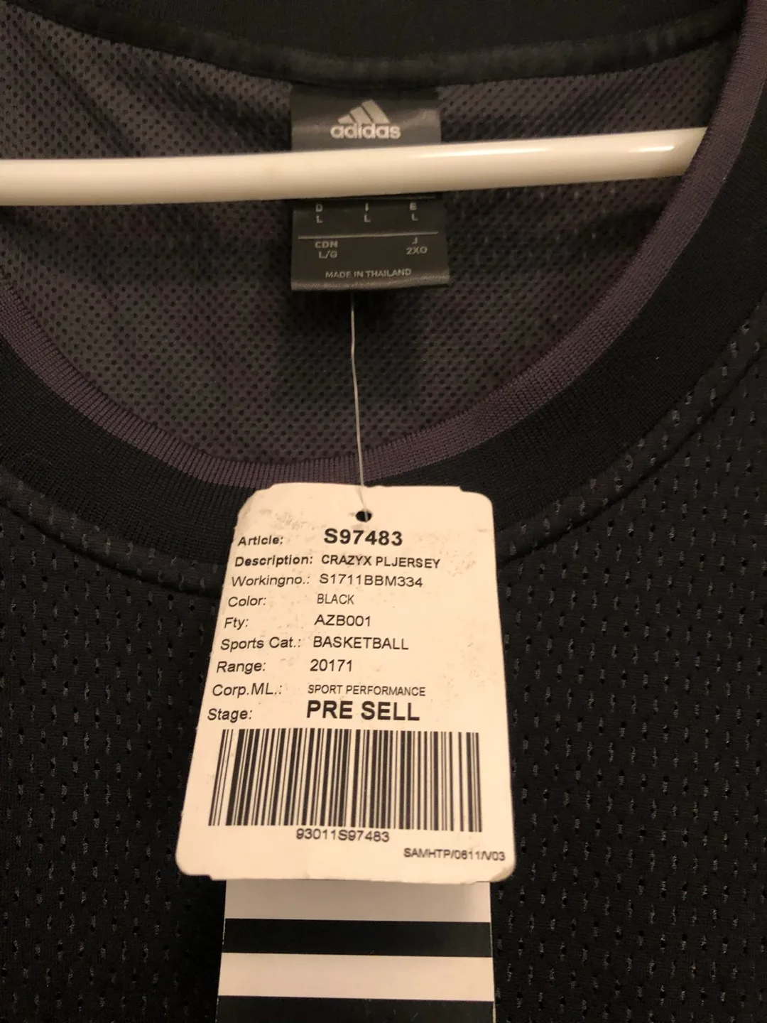 NEW Black Adidas basketball shirt size large 🏈 image indicator(2)