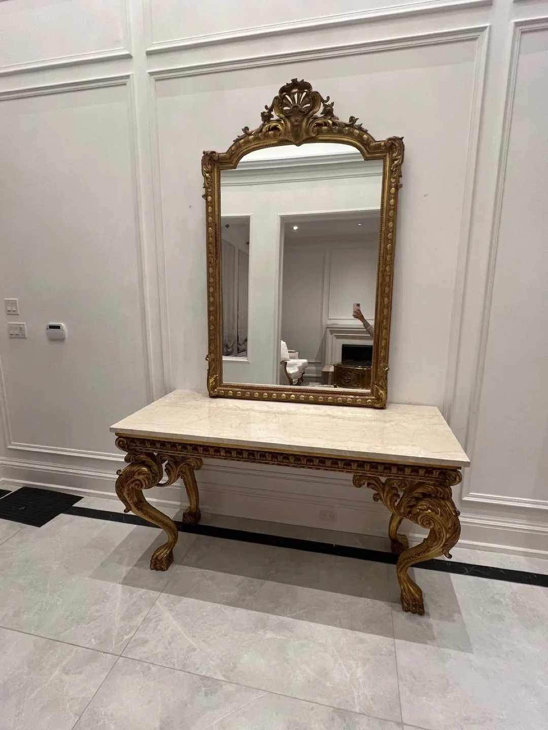 🚚moving sale 🚚Luxury Gold Console Gold Framed Mirror image indicator(2)