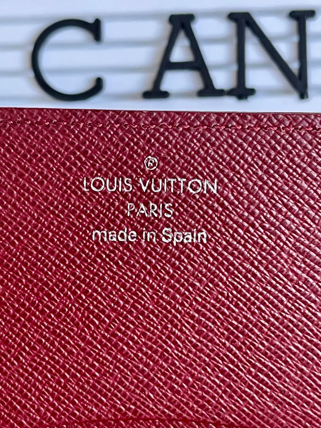 Pre-owned LV card holder 🏈 image indicator(4)