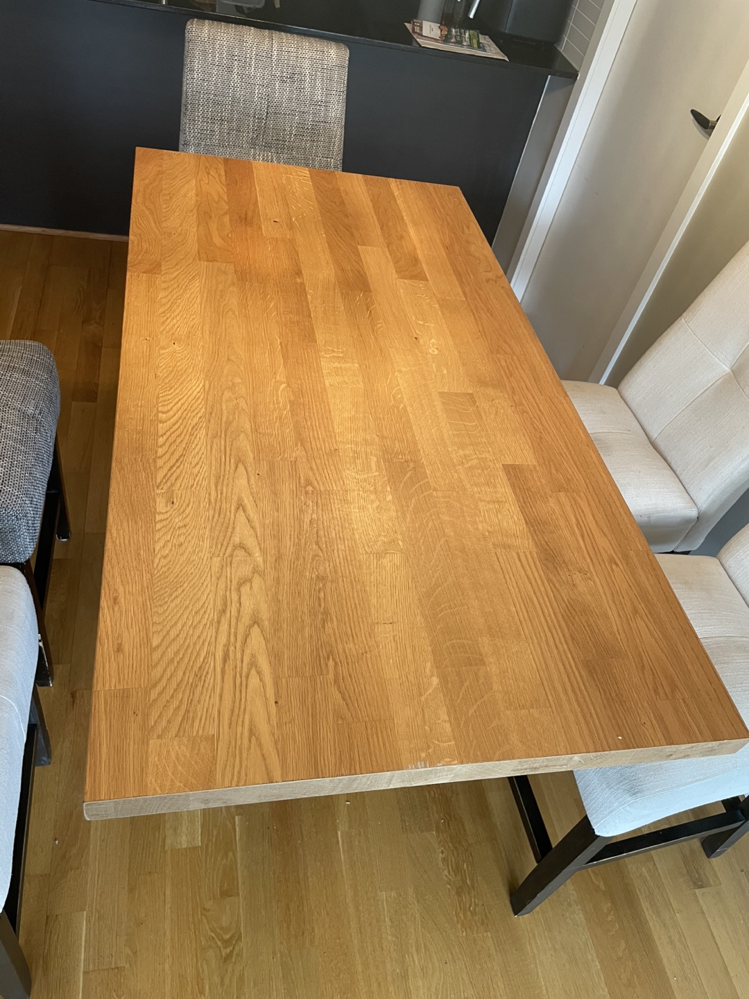 Modern Dining Table Set with 5 Upholstered Chairs - photo 2