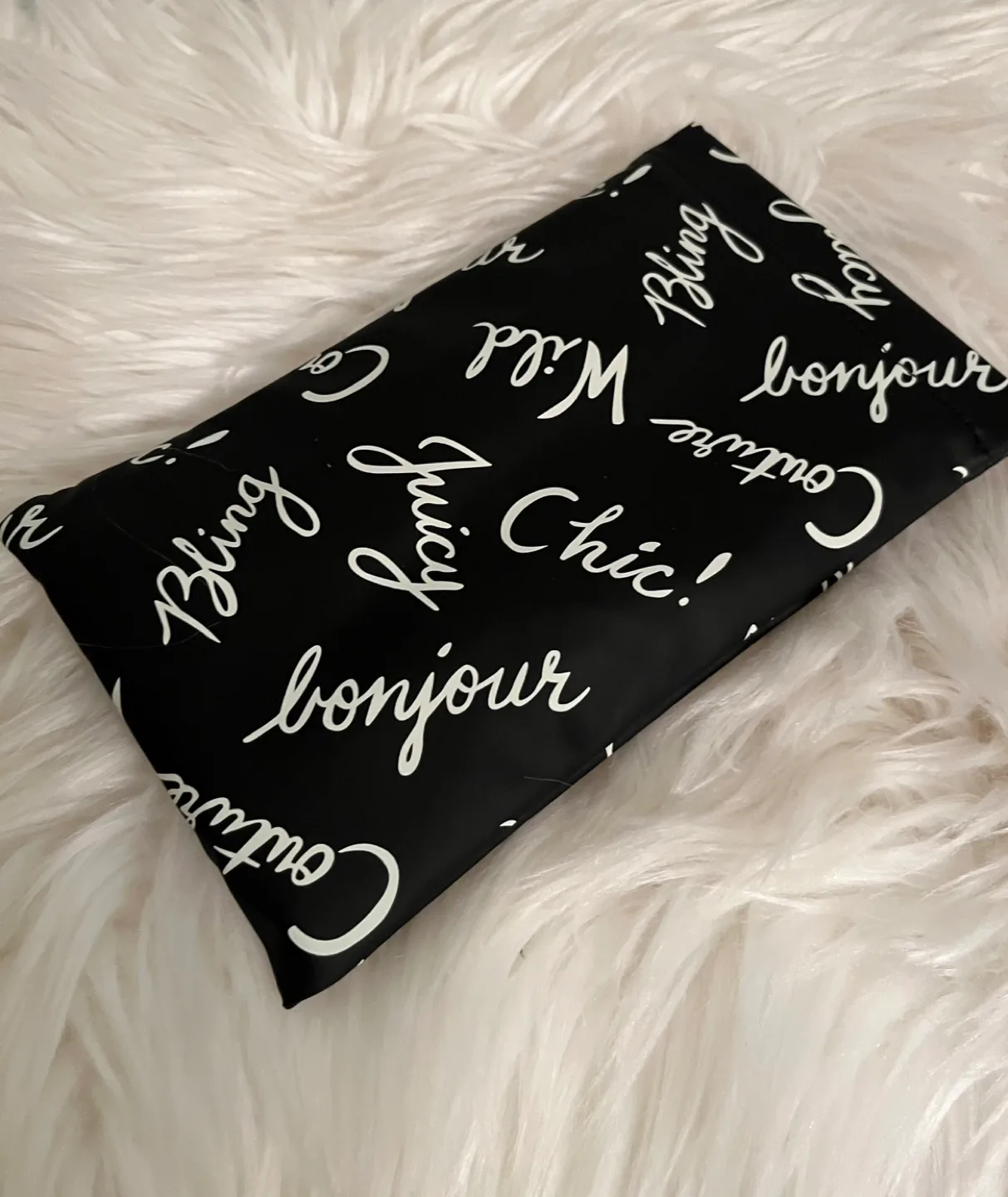 Juicy Couture Black Eyeglass Case 🏈 image indicator(2)