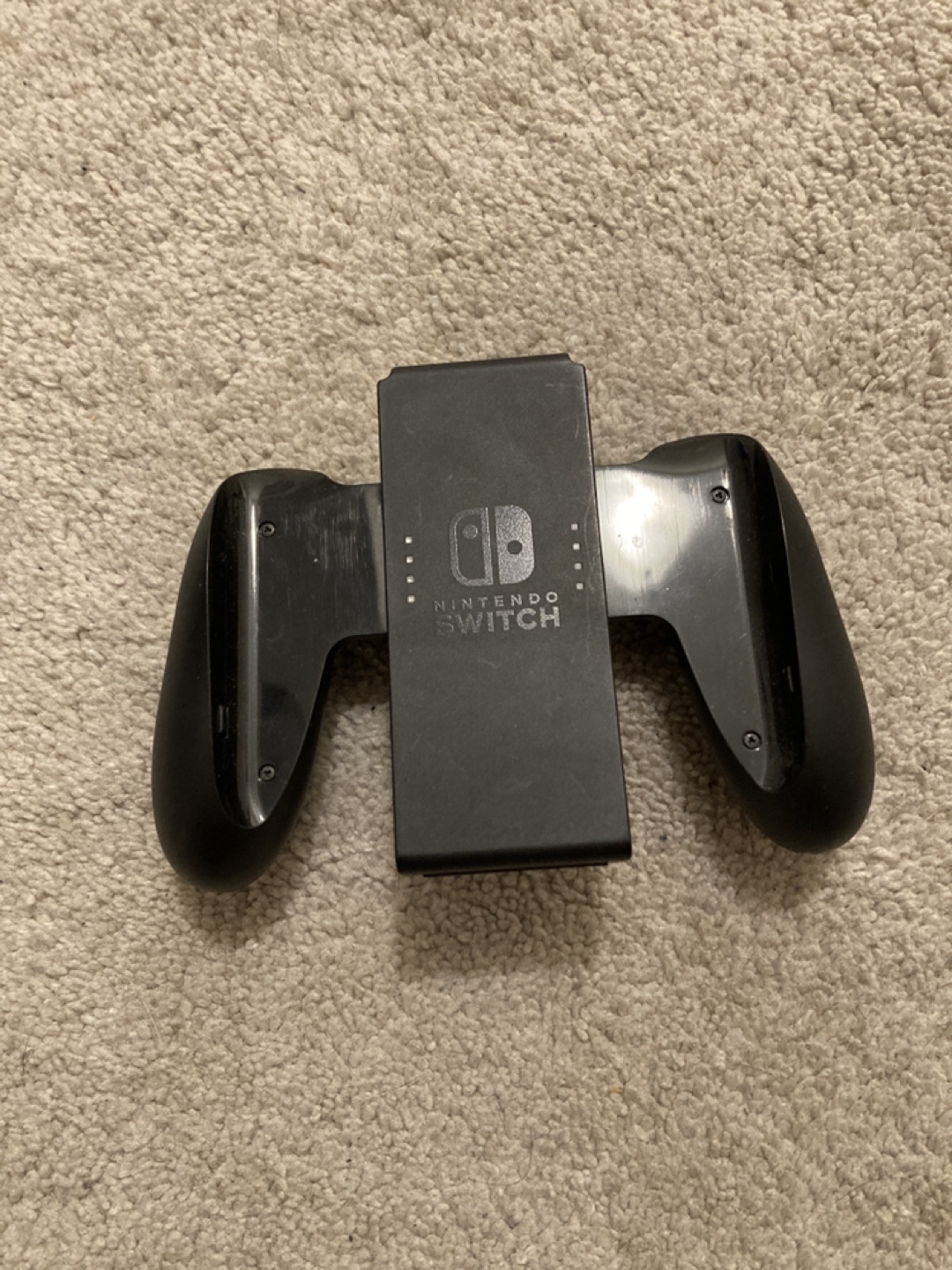 Nintendo Switch Console and Grip willing to trade - photo 2