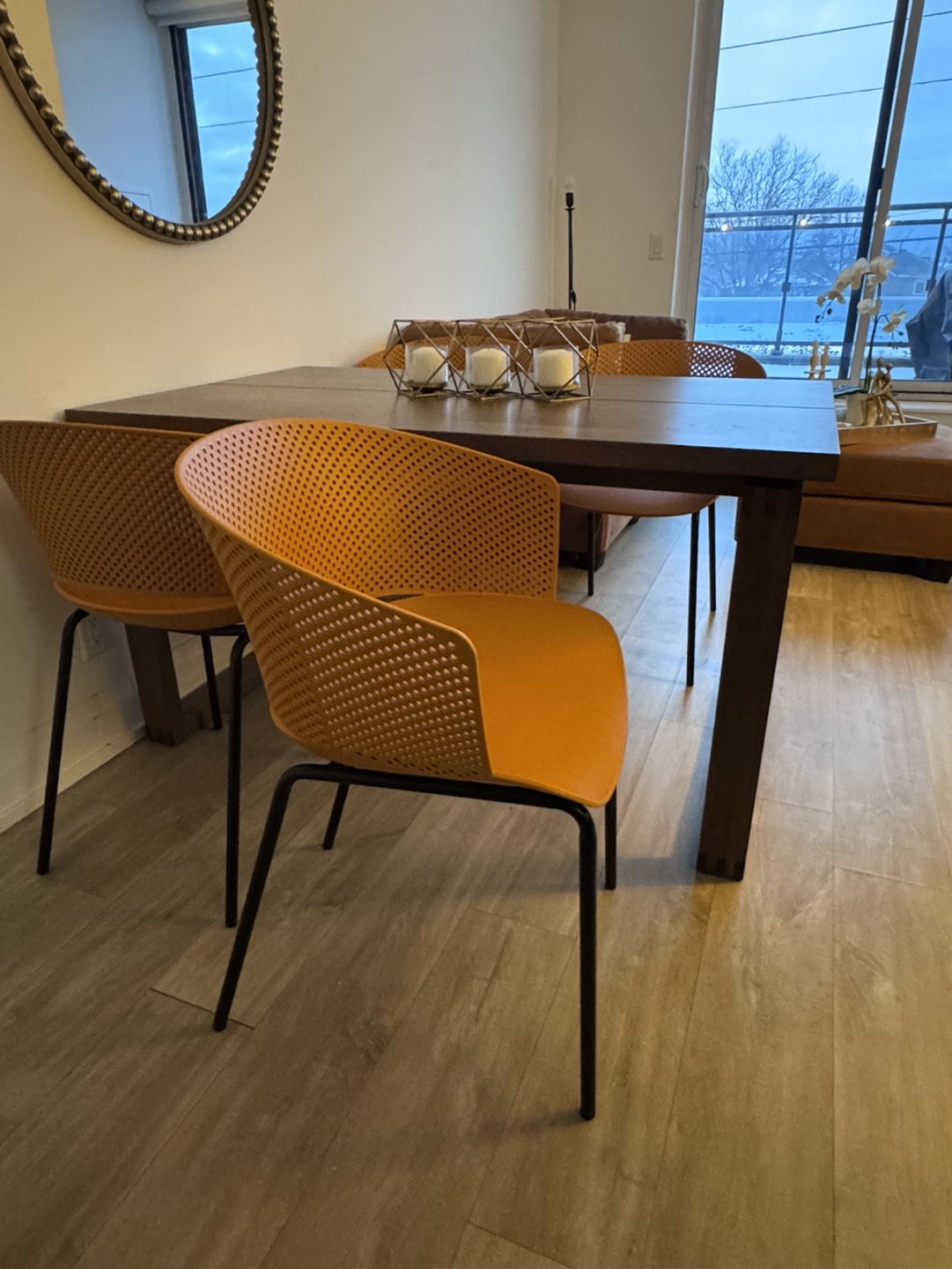 SET OF 4 - Plastic Dining Chairs - photo 2