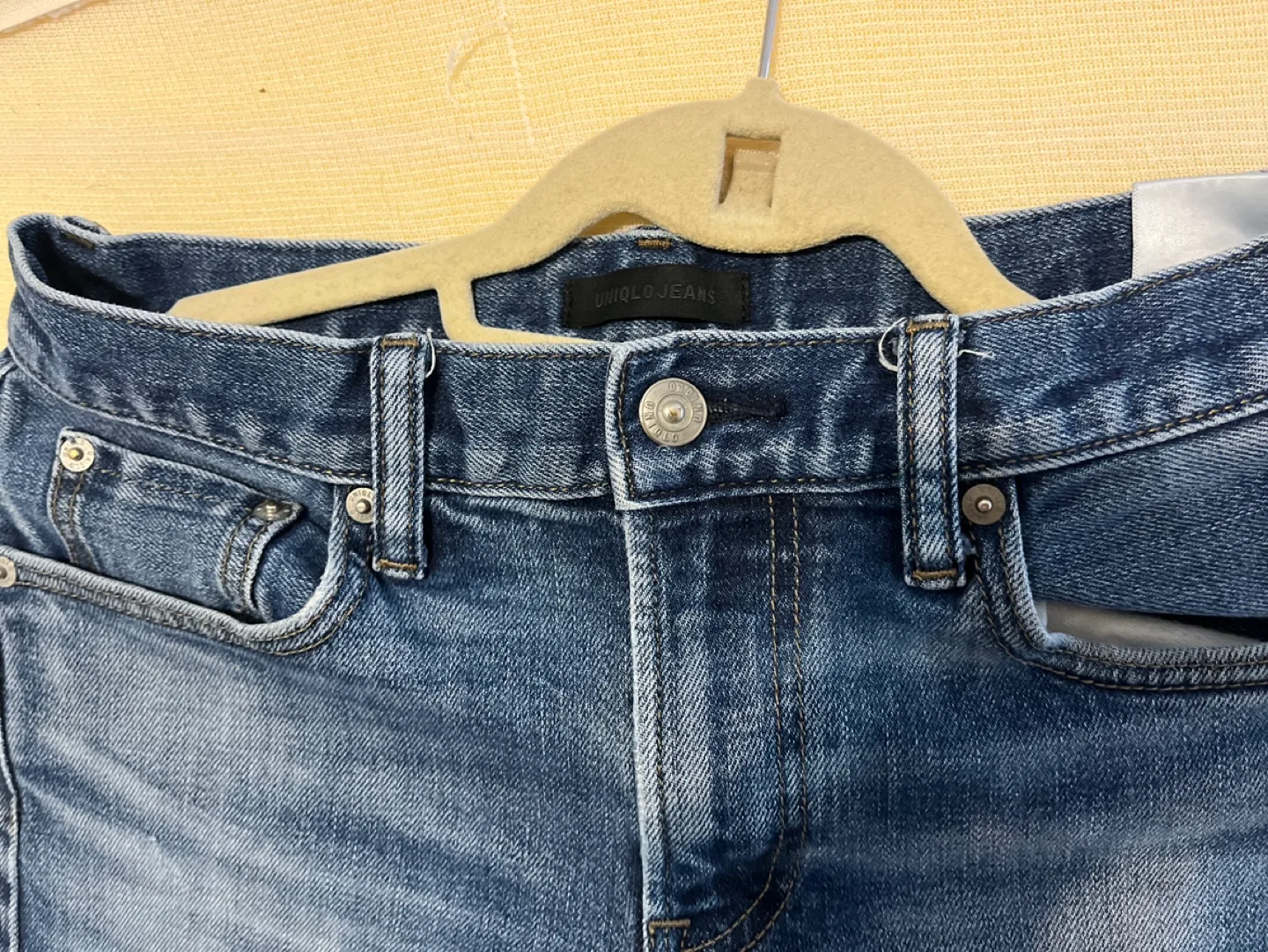 Uniqlo Women's Jeans Size 26 image indicator(2)