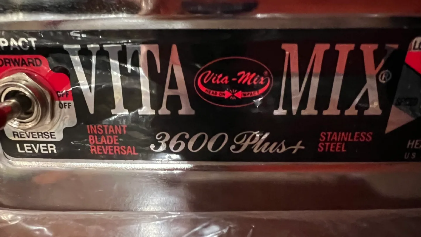 Vintage Vitamix 3600 Plus Blender Stainless Steel image indicator(8)