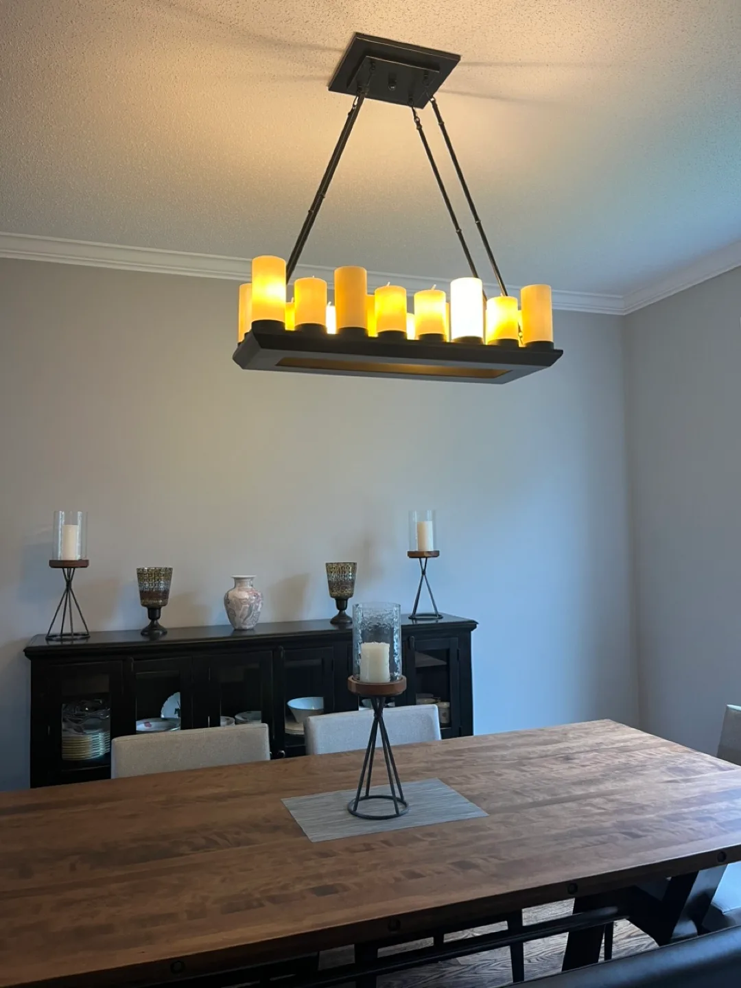 12-Light Candle Style Chandelier image indicator(2)