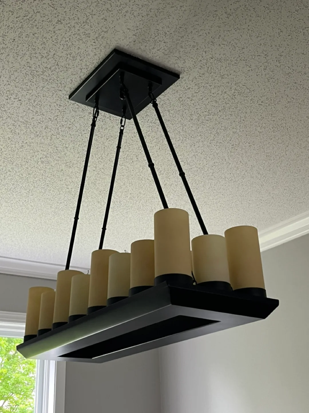 12-Light Candle Style Chandelier image indicator(6)