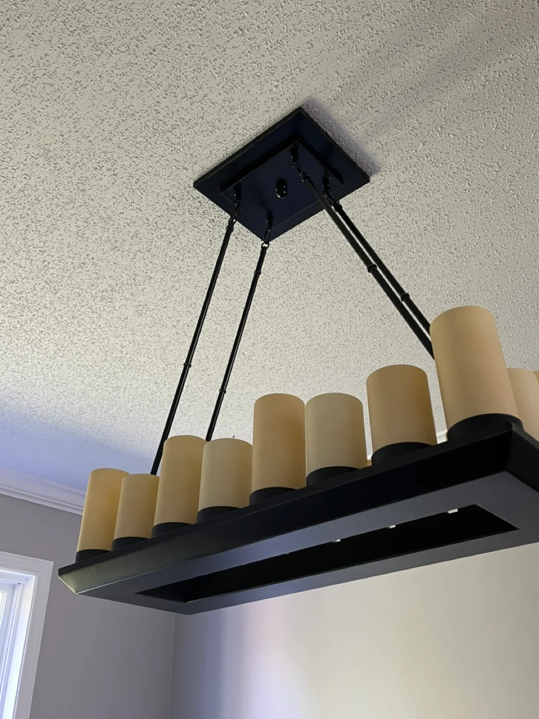 12-Light Candle Style Chandelier image indicator(7)