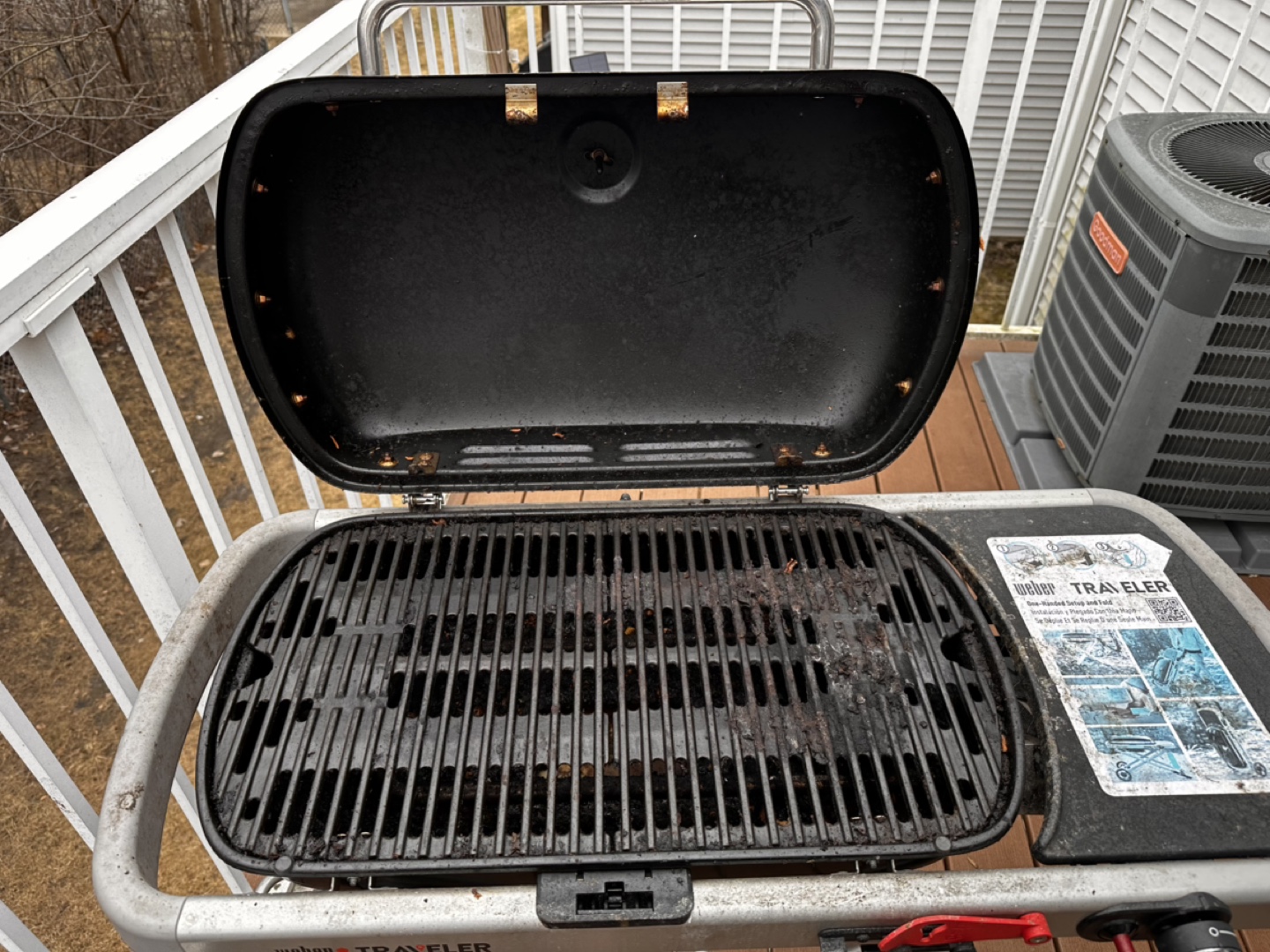 Weber Traveler Portable Gas Grill - photo 4