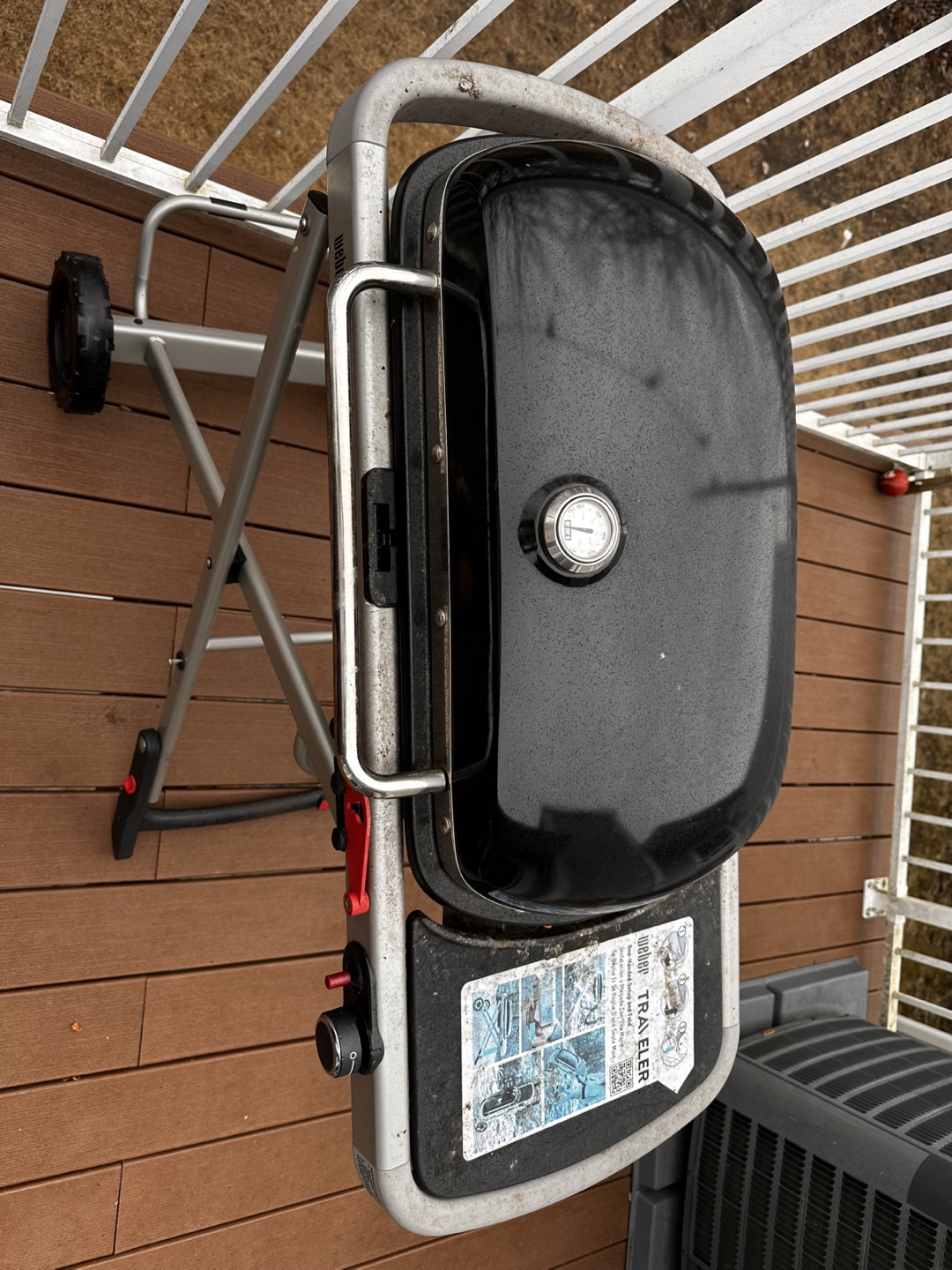 Weber Traveler Portable Gas Grill - photo 3