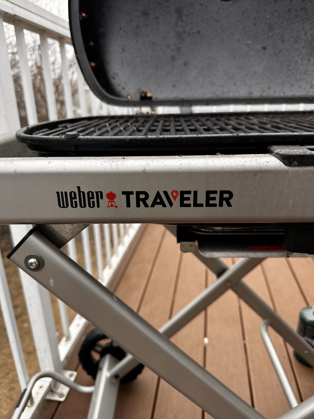 Weber Traveler Portable Gas Grill