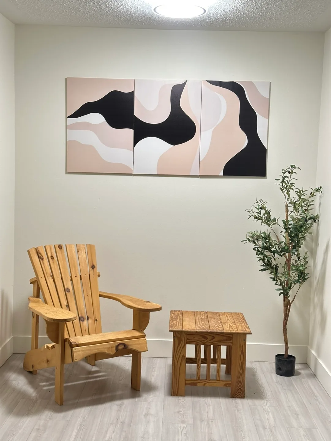 Room for rent in a 2 bedroom apartment image indicator(5)