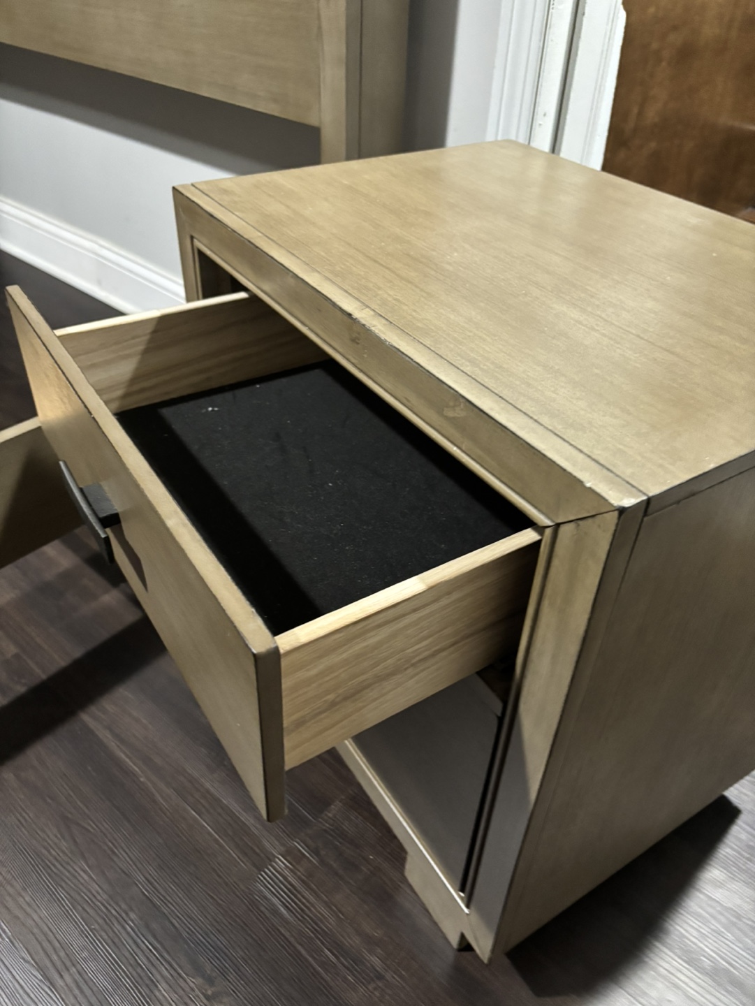 Full - Bed Frame, Headboard & Nightstand - photo 4