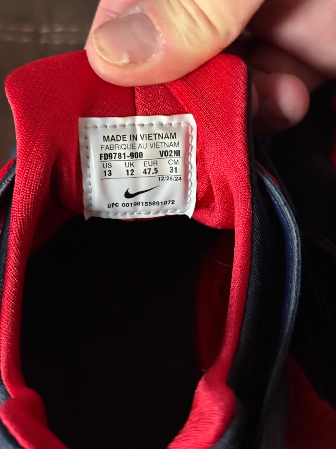 Nike Air Huarache Men's Size 13 Sneakers image indicator(4)