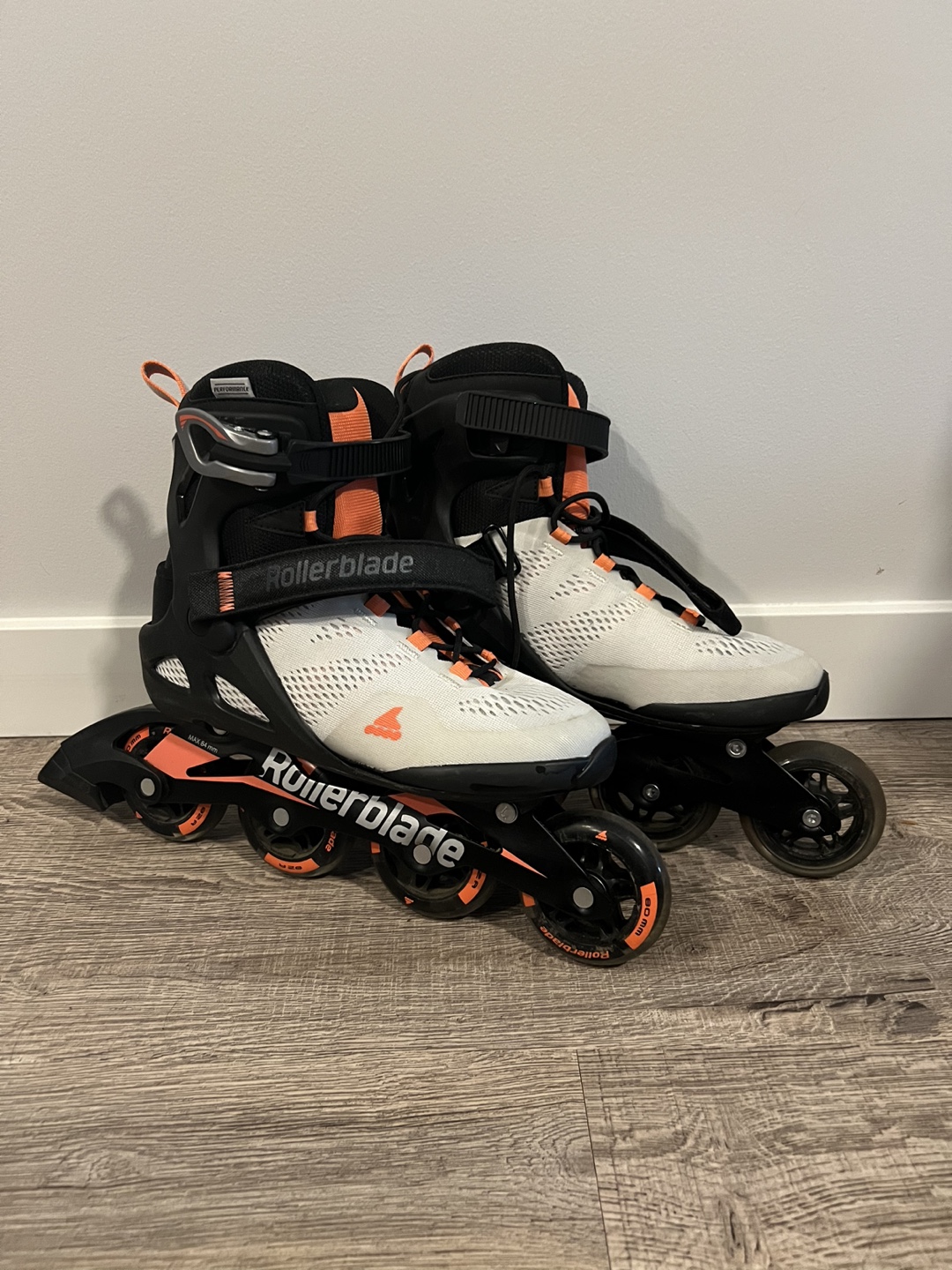 Rollerblade W's macroblade 80 inline skates - size 9