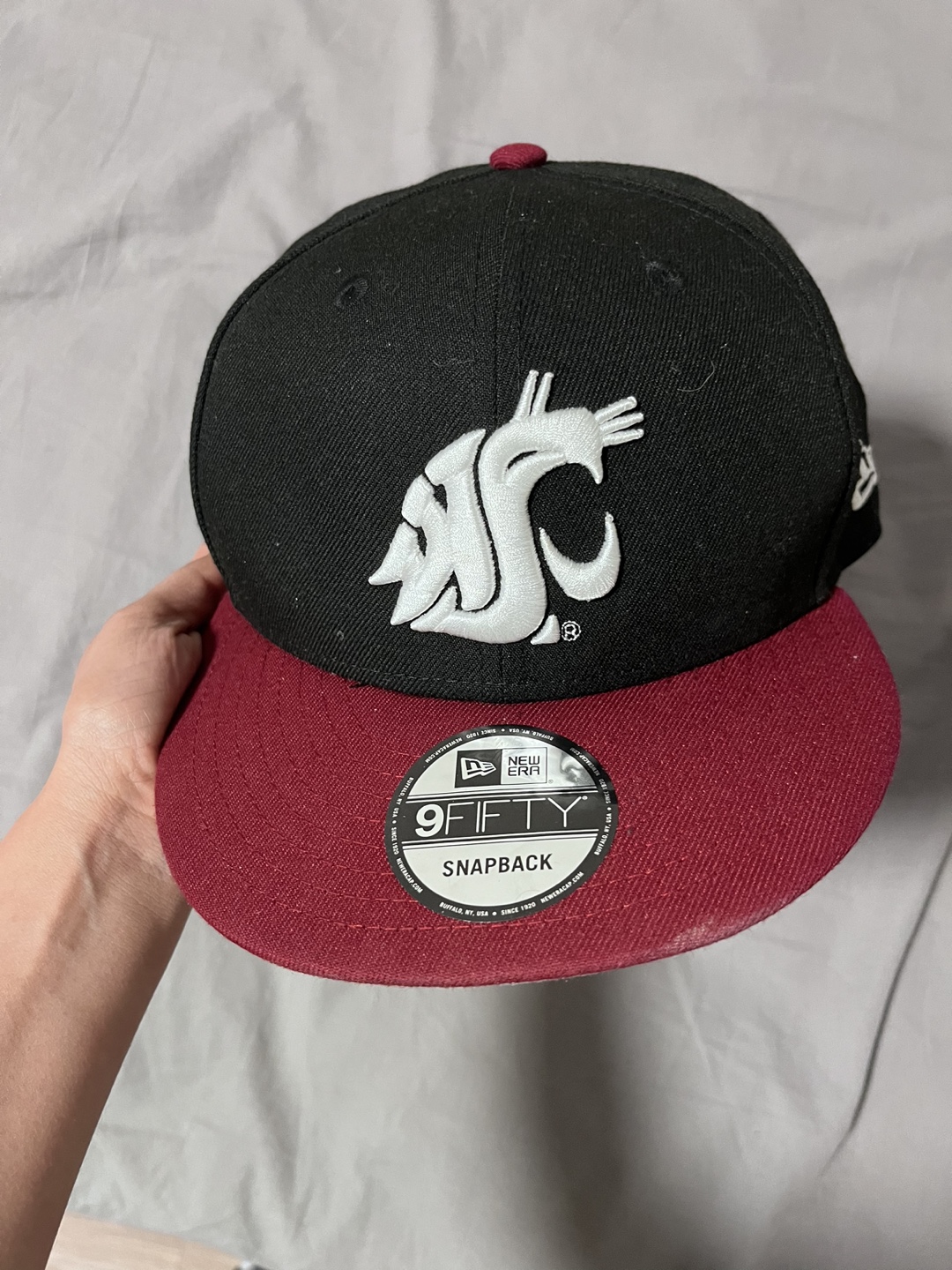 Washington Huskies New Era 9Fifty Snapback Hat