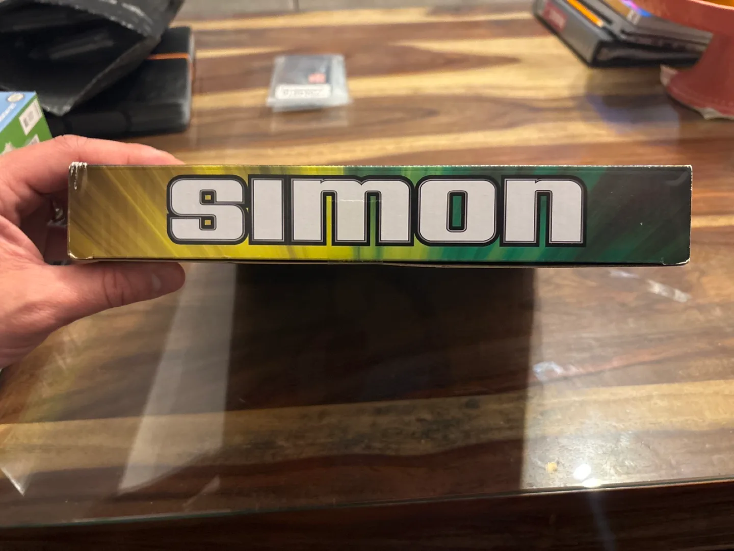 🏈 Hasbro Gaming Simon Electronic Game image indicator(4)